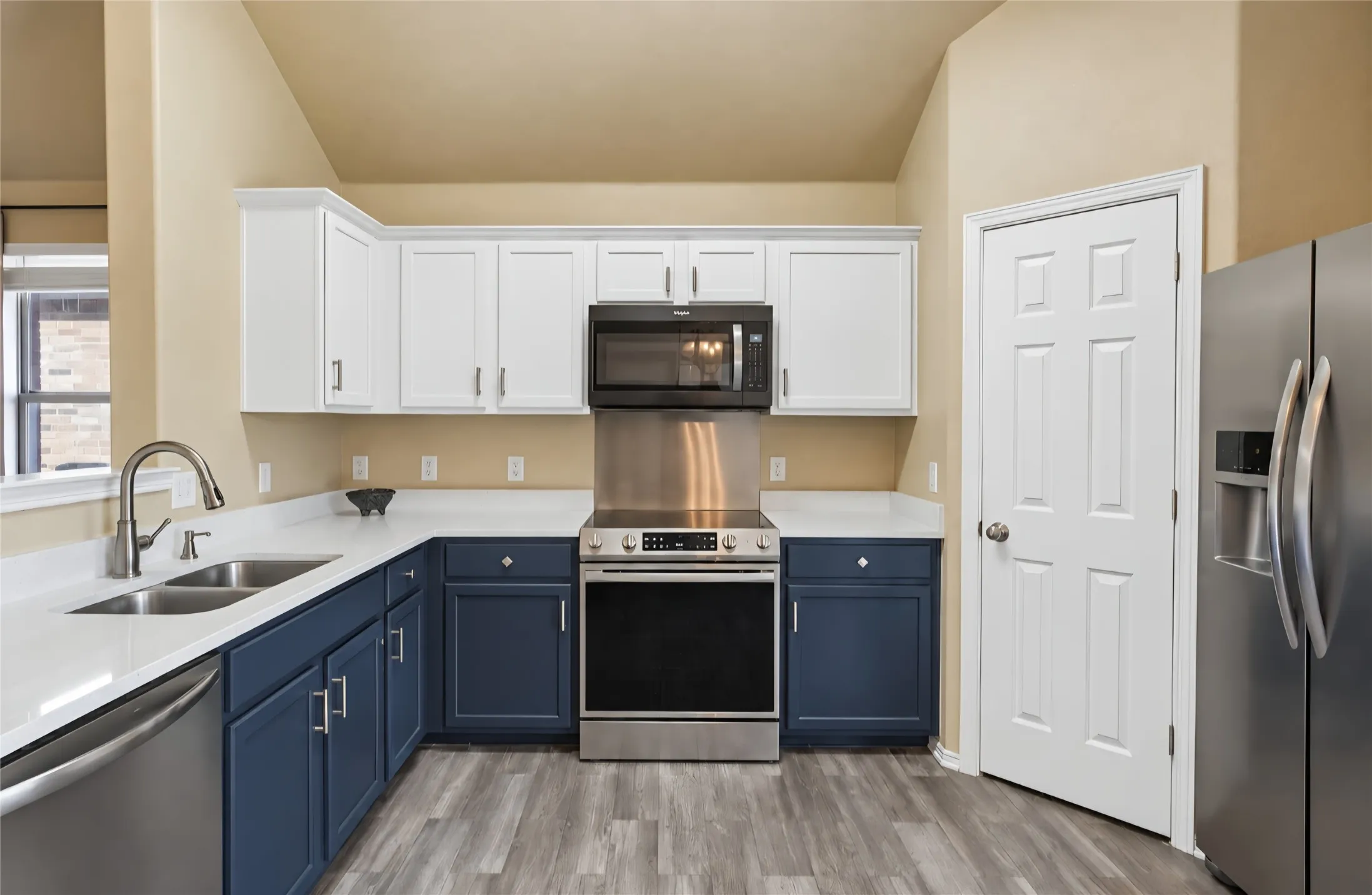 Single Family Residence For Sale in Denton County , 5530 Exeter Drive, Prosper, Texas 75078, 3 Bedroom, 2 Bathroom, 2 Garage spaces, 1,554 Sqft, built in 2008, mls#21385332, Real Estate Agent in Prosper, Homes For Sale in Denton county, Homes For Sale in Prosper, Realtor in Prosper Texas, Real Estate Brokerage Independent Realty Texas, Luminita Cordes Realtor
