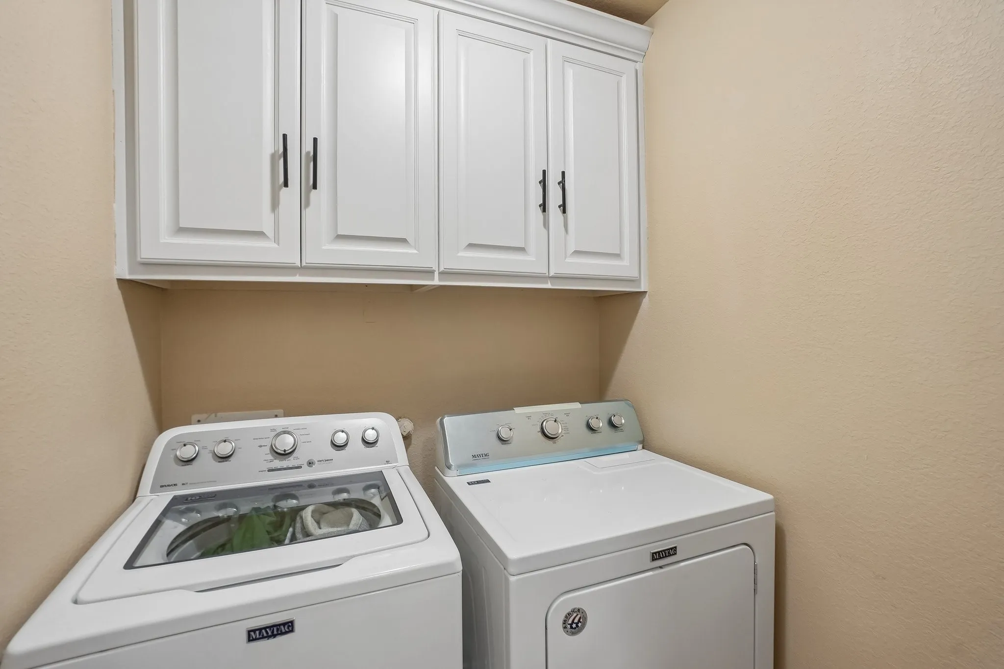 Single Family Residence For Sale in Denton County , 5530 Exeter Drive, Prosper, Texas 75078, 3 Bedroom, 2 Bathroom, 2 Garage spaces, 1,554 Sqft, built in 2008, mls#21385332, Real Estate Agent in Prosper, Homes For Sale in Denton county, Homes For Sale in Prosper, Realtor in Prosper Texas, Real Estate Brokerage Independent Realty Texas, Luminita Cordes Realtor
