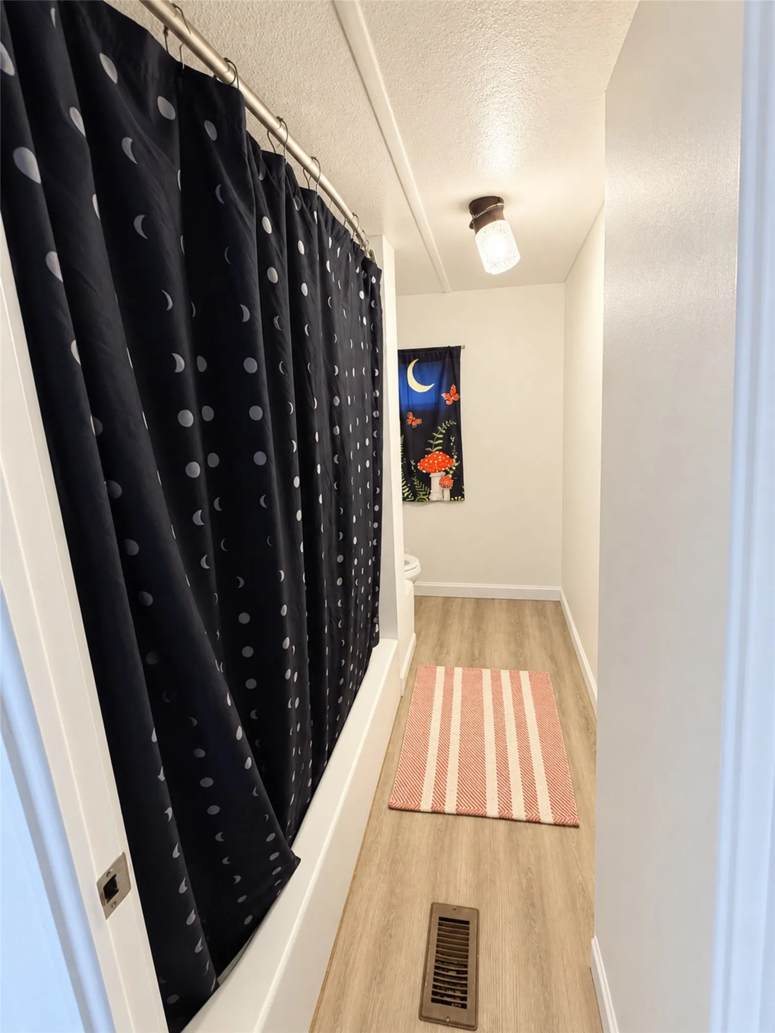 Mobile Home For Sale in Denton County , 7443 Anderlan, The Colony, Texas 75056, 2 Bedroom, 1 Bathroom, Garage spaces, 774 Sqft, built in 1978, mls#21389059, Real Estate Agent in The Colony, Homes For Sale in Denton county, Homes For Sale in The Colony, Realtor in The Colony Texas, Real Estate Brokerage Independent Realty Texas, Luminita Cordes Realtor