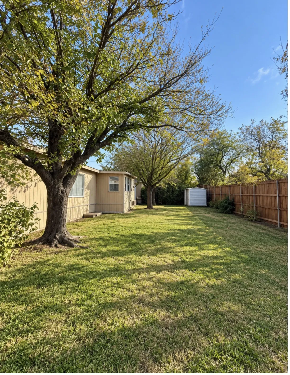 Mobile Home For Sale in Denton County , 7443 Anderlan, The Colony, Texas 75056, 2 Bedroom, 1 Bathroom, Garage spaces, 774 Sqft, built in 1978, mls#21389059, Real Estate Agent in The Colony, Homes For Sale in Denton county, Homes For Sale in The Colony, Realtor in The Colony Texas, Real Estate Brokerage Independent Realty Texas, Luminita Cordes Realtor