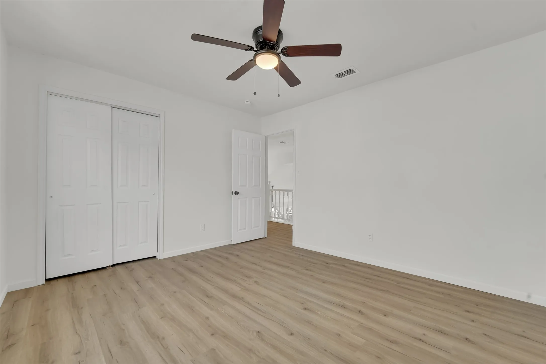 Single Family Residence For Sale in Dallas County , 8316 Autumncrest Court, Dallas, Texas 75249, 4 Bedroom, 3 Bathroom, 2 Garage spaces, 2,201 Sqft, built in 1989, mls#21385366, Real Estate Agent in Dallas, Homes For Sale in Dallas county, Homes For Sale in Dallas, Realtor in Dallas Texas, Real Estate Brokerage Independent Realty Texas, Luminita Cordes Realtor