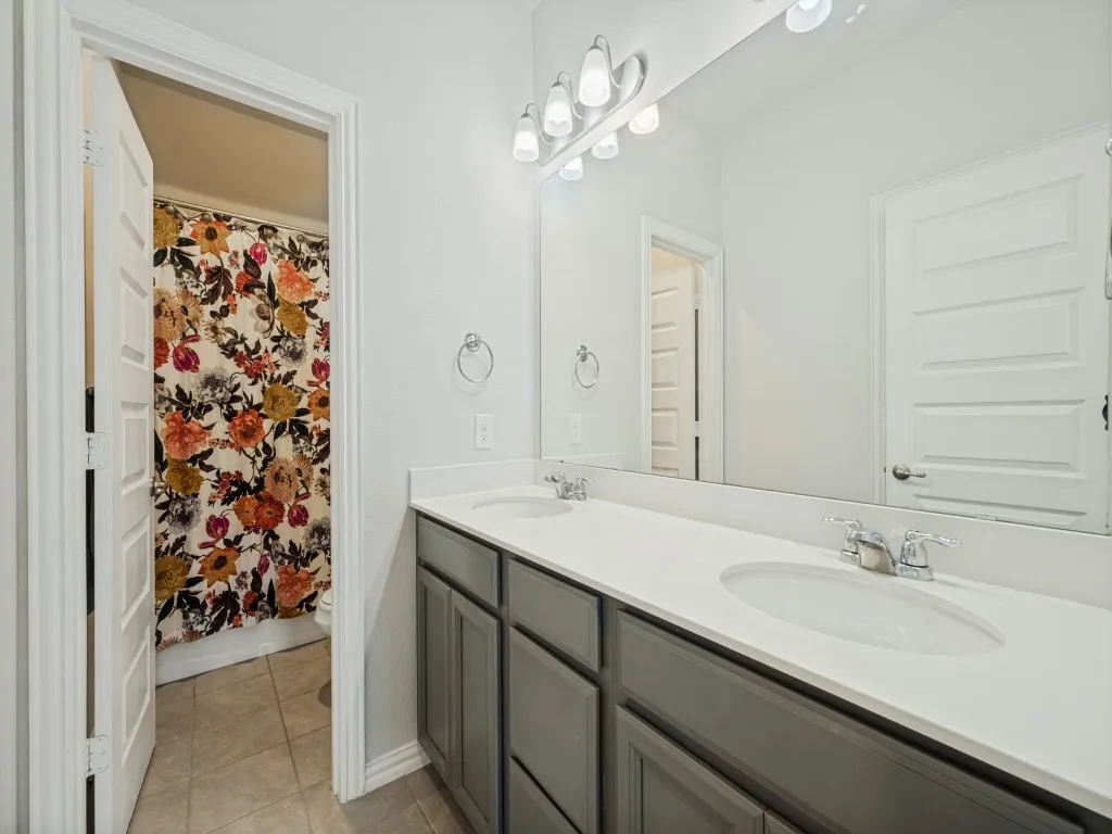 Single Family Residence For Sale in Denton County , 2076 Barx Drive, Little Elm, Texas 75068, 4 Bedroom, 4 Bathroom, 2 Garage spaces, 3,100 Sqft, built in 2022, mls#21386106, Real Estate Agent in Little Elm, Homes For Sale in Denton county, Homes For Sale in Little Elm, Realtor in Little Elm Texas, Real Estate Brokerage Independent Realty Texas, Luminita Cordes Realtor
