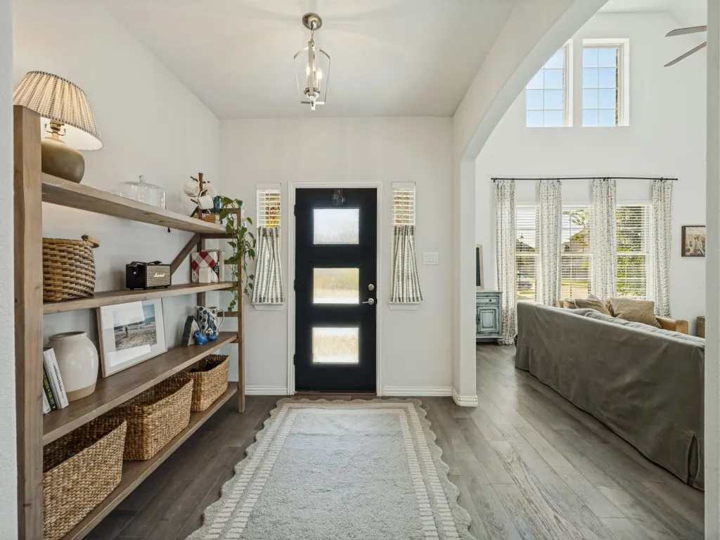 Single Family Residence For Sale in Denton County , 2076 Barx Drive, Little Elm, Texas 75068, 4 Bedroom, 4 Bathroom, 2 Garage spaces, 3,100 Sqft, built in 2022, mls#21386106, Real Estate Agent in Little Elm, Homes For Sale in Denton county, Homes For Sale in Little Elm, Realtor in Little Elm Texas, Real Estate Brokerage Independent Realty Texas, Luminita Cordes Realtor