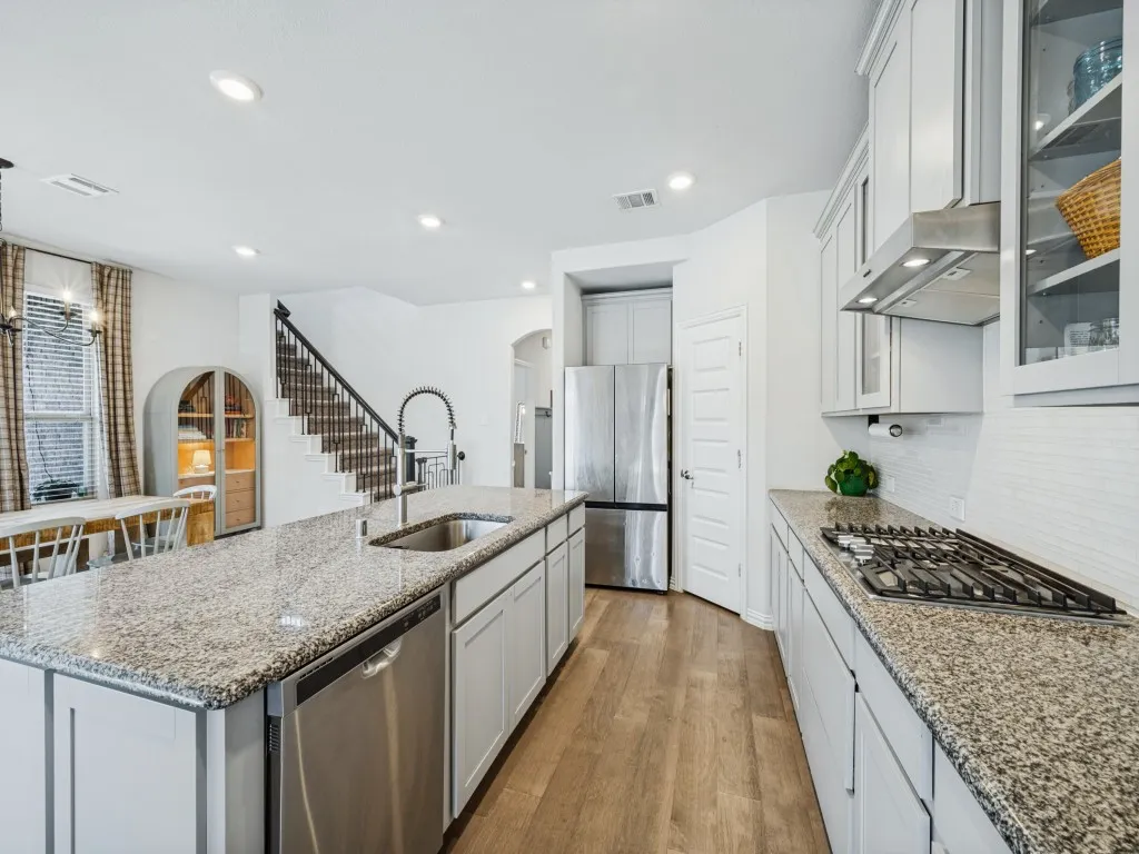 Single Family Residence For Sale in Denton County , 2076 Barx Drive, Little Elm, Texas 75068, 4 Bedroom, 4 Bathroom, 2 Garage spaces, 3,100 Sqft, built in 2022, mls#21386106, Real Estate Agent in Little Elm, Homes For Sale in Denton county, Homes For Sale in Little Elm, Realtor in Little Elm Texas, Real Estate Brokerage Independent Realty Texas, Luminita Cordes Realtor