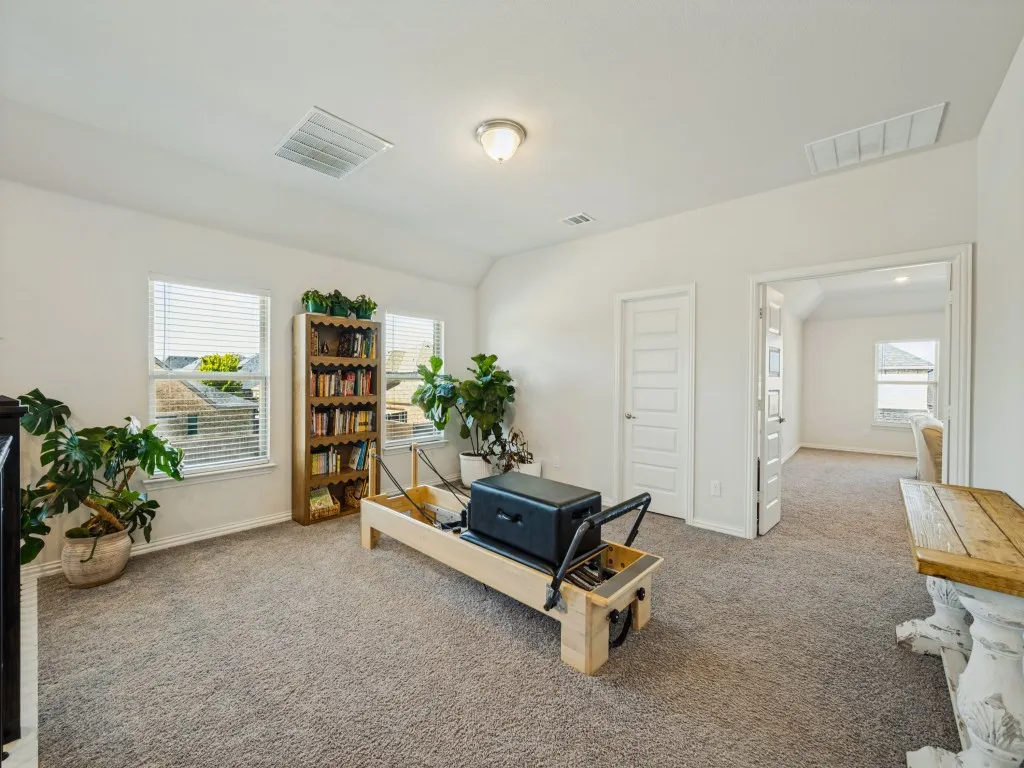 Single Family Residence For Sale in Denton County , 2076 Barx Drive, Little Elm, Texas 75068, 4 Bedroom, 4 Bathroom, 2 Garage spaces, 3,100 Sqft, built in 2022, mls#21386106, Real Estate Agent in Little Elm, Homes For Sale in Denton county, Homes For Sale in Little Elm, Realtor in Little Elm Texas, Real Estate Brokerage Independent Realty Texas, Luminita Cordes Realtor