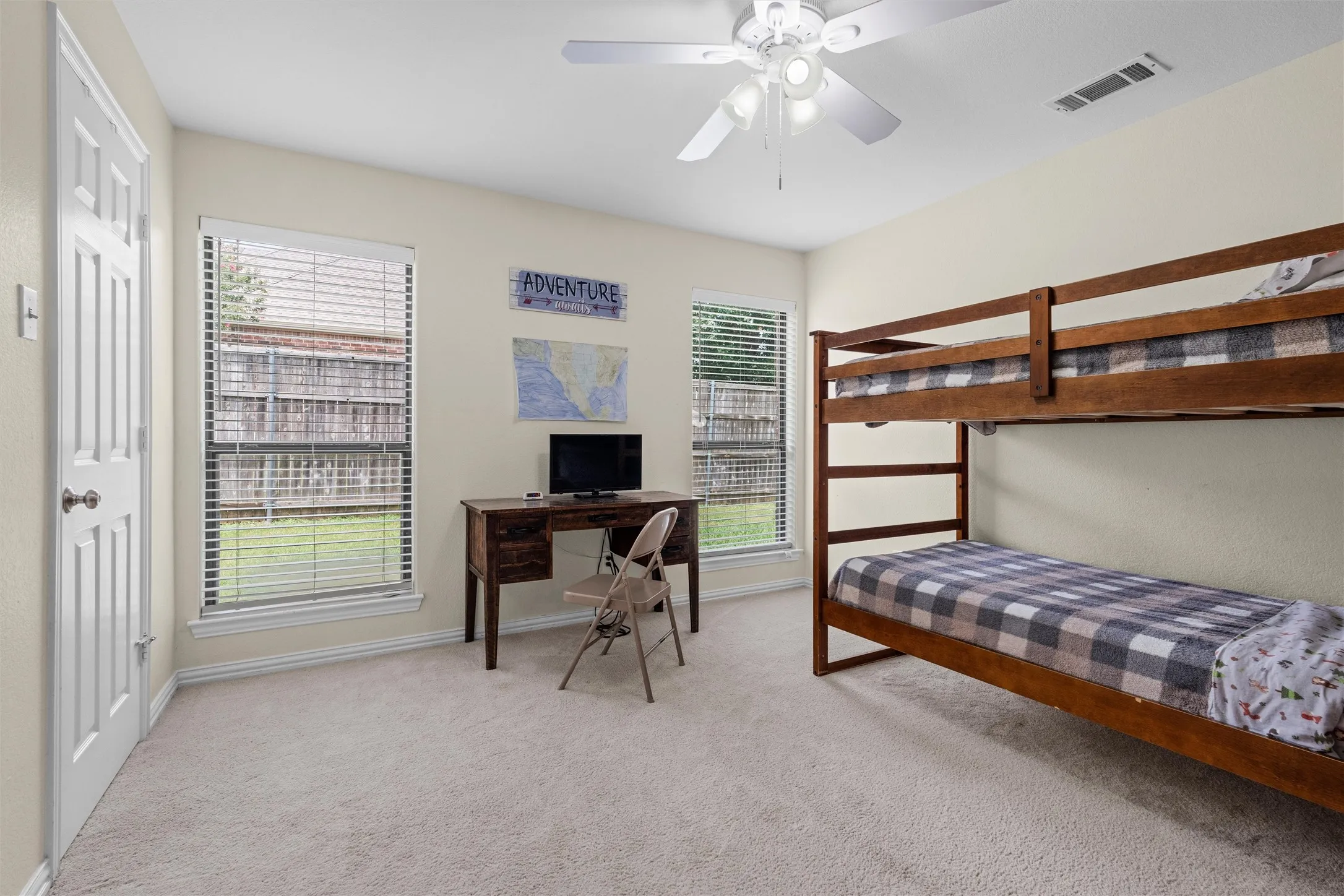 Single Family Residence For Sale in Ellis County , 7241 Colwell Drive, Midlothian, Texas 76065, 6 Bedroom, 3 Bathroom, 2 Garage spaces, 3,189 Sqft, built in 2005, mls#21389519, Real Estate Agent in Midlothian, Homes For Sale in Ellis county, Homes For Sale in Midlothian, Realtor in Midlothian Texas, Real Estate Brokerage Independent Realty Texas, Luminita Cordes Realtor