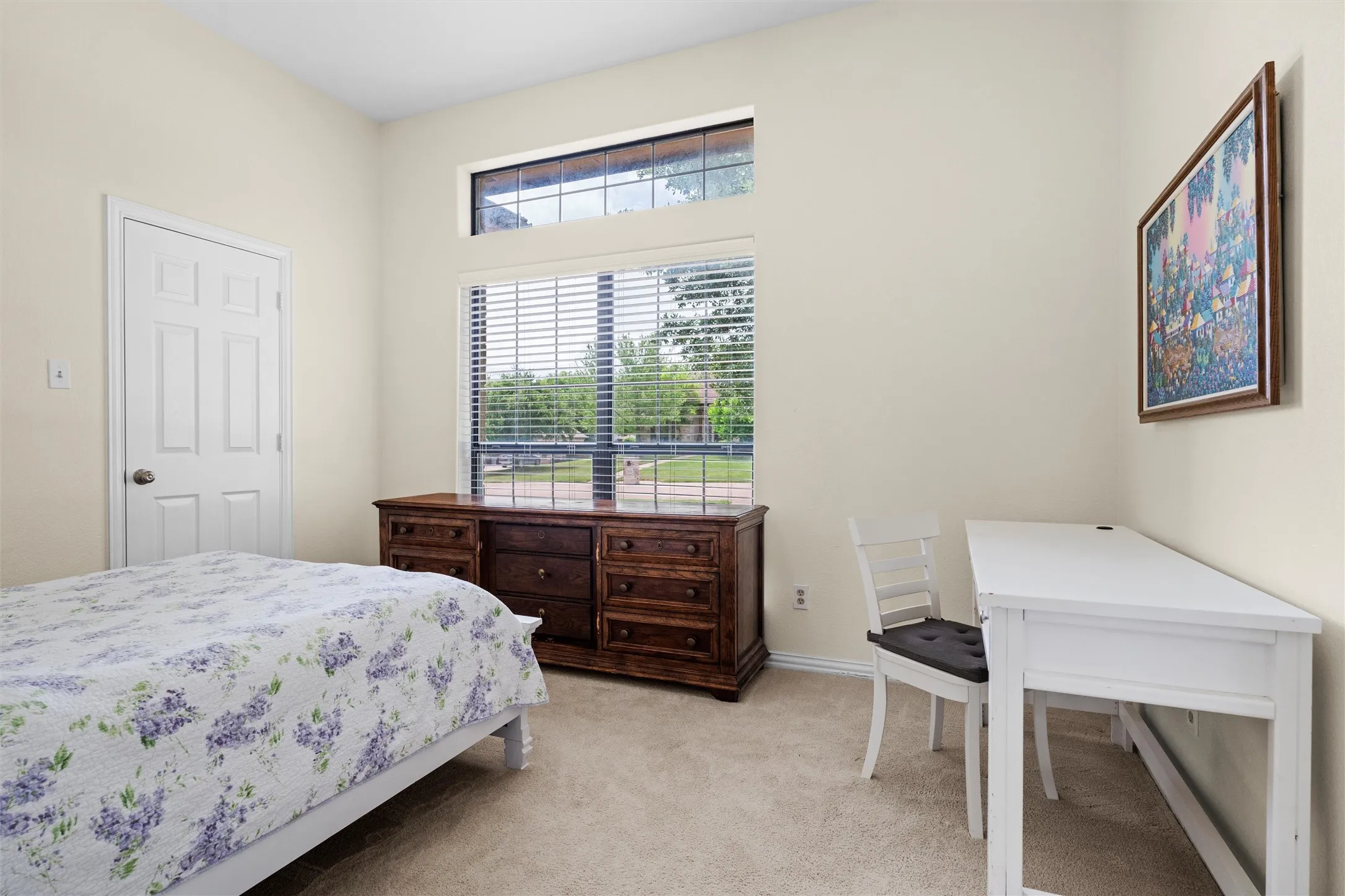 Single Family Residence For Sale in Ellis County , 7241 Colwell Drive, Midlothian, Texas 76065, 6 Bedroom, 3 Bathroom, 2 Garage spaces, 3,189 Sqft, built in 2005, mls#21389519, Real Estate Agent in Midlothian, Homes For Sale in Ellis county, Homes For Sale in Midlothian, Realtor in Midlothian Texas, Real Estate Brokerage Independent Realty Texas, Luminita Cordes Realtor