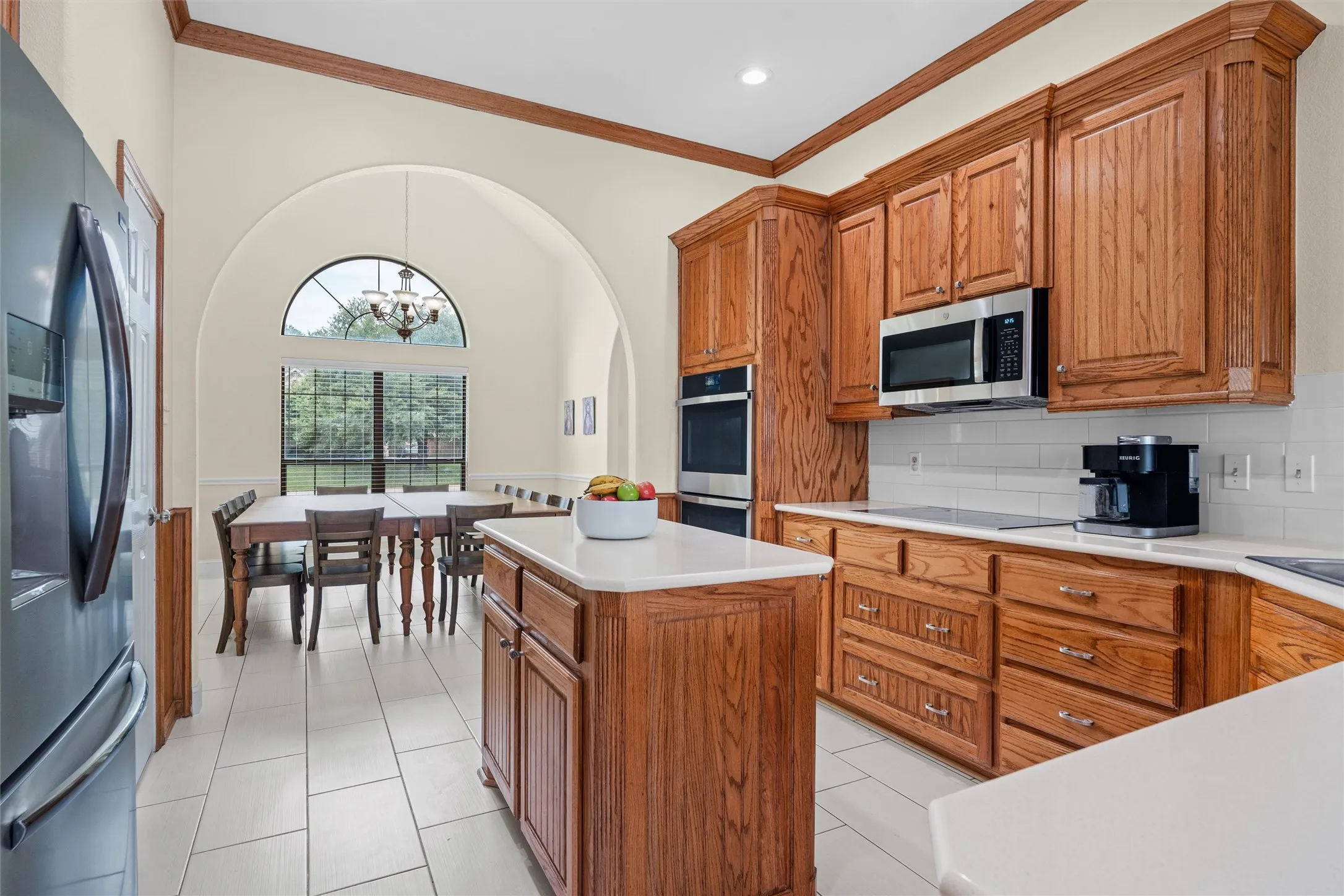 Single Family Residence For Sale in Ellis County , 7241 Colwell Drive, Midlothian, Texas 76065, 6 Bedroom, 3 Bathroom, 2 Garage spaces, 3,189 Sqft, built in 2005, mls#21389519, Real Estate Agent in Midlothian, Homes For Sale in Ellis county, Homes For Sale in Midlothian, Realtor in Midlothian Texas, Real Estate Brokerage Independent Realty Texas, Luminita Cordes Realtor