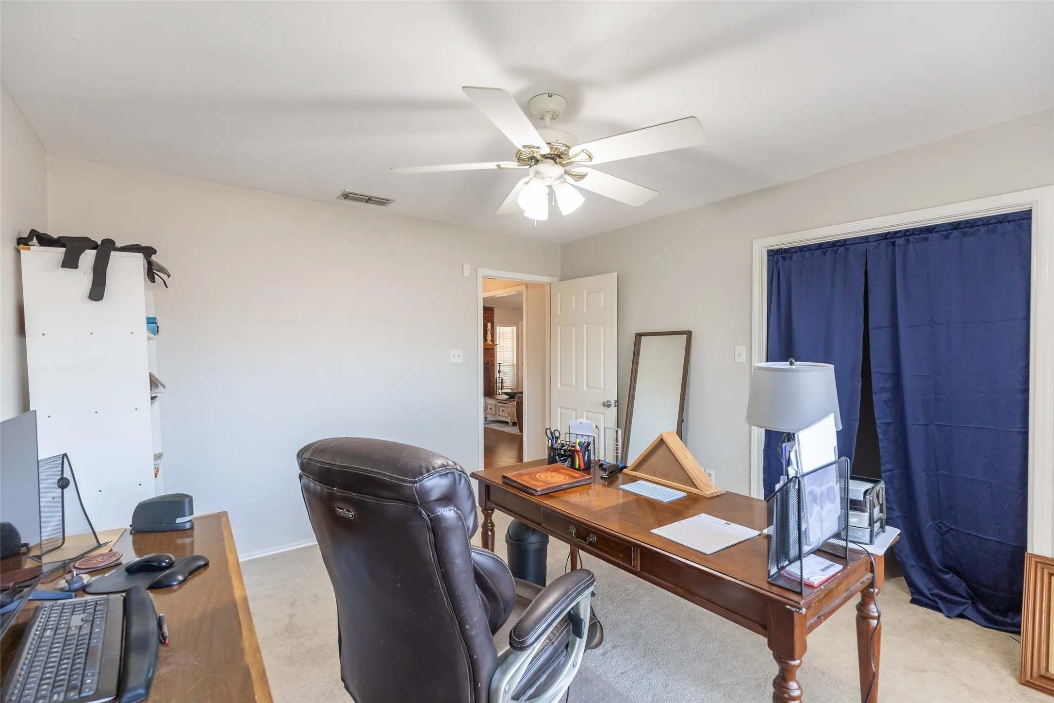 Single Family Residence For Sale in Callahan County , 1807 Sandpiper Drive, Clyde, Texas 79510, 3 Bedroom, 2 Bathroom, 2 Garage spaces, 1,848 Sqft, built in 1996, mls#21389560, Real Estate Agent in Clyde, Homes For Sale in Callahan county, Homes For Sale in Clyde, Realtor in Clyde Texas, Real Estate Brokerage Independent Realty Texas, Luminita Cordes Realtor