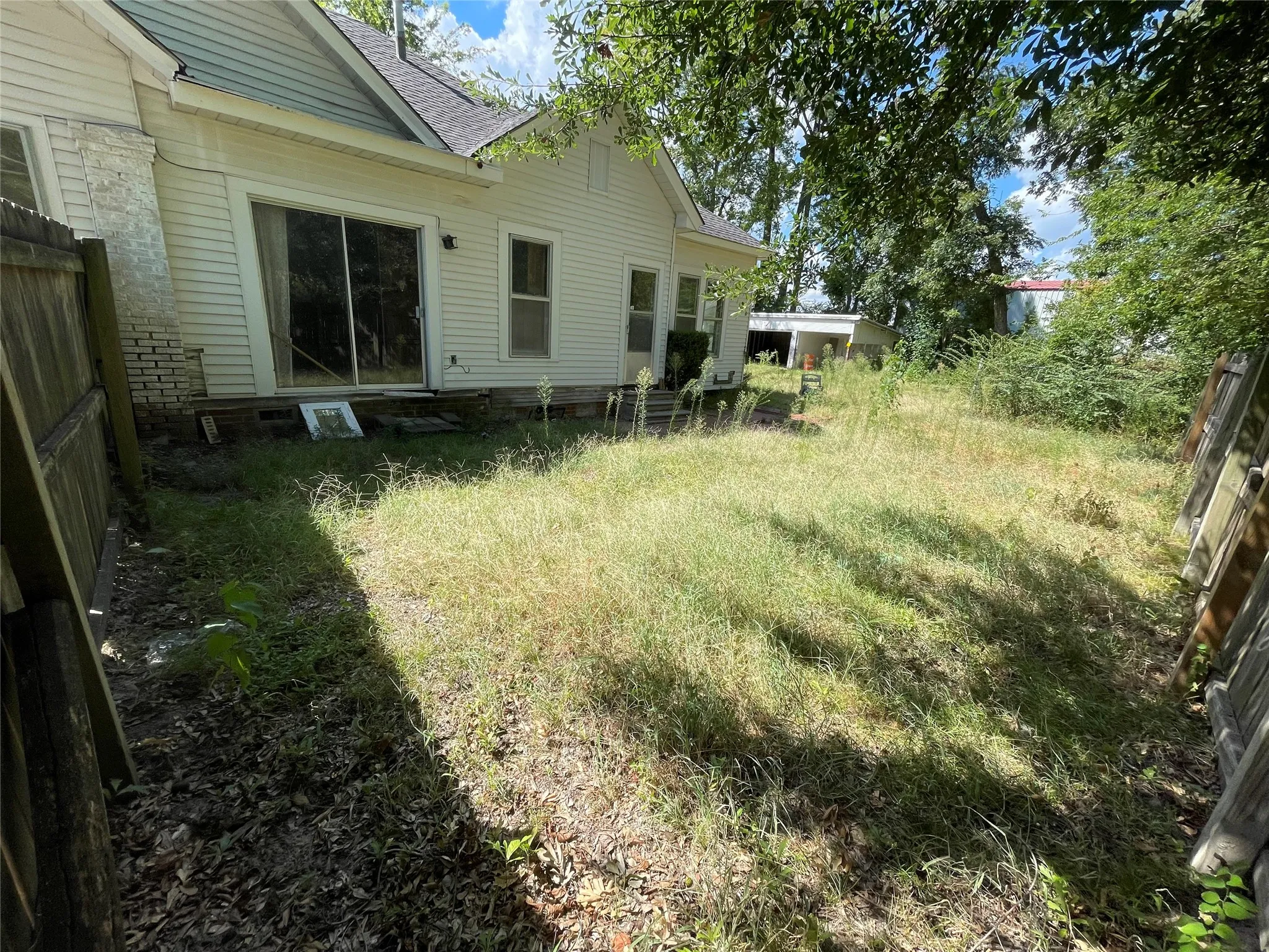 Office For Rent in Henderson County , 411 Corsicana Street E, Athens, Texas 75751, 0, 0, Garage spaces, 0 Sqft, built in 1930, mls#21388132, Real Estate Agent in Athens, Homes For Rent in Henderson county, Homes For Rent in Athens, Realtor in Athens Texas, Real Estate Brokerage Independent Realty Texas, Luminita Cordes Realtor