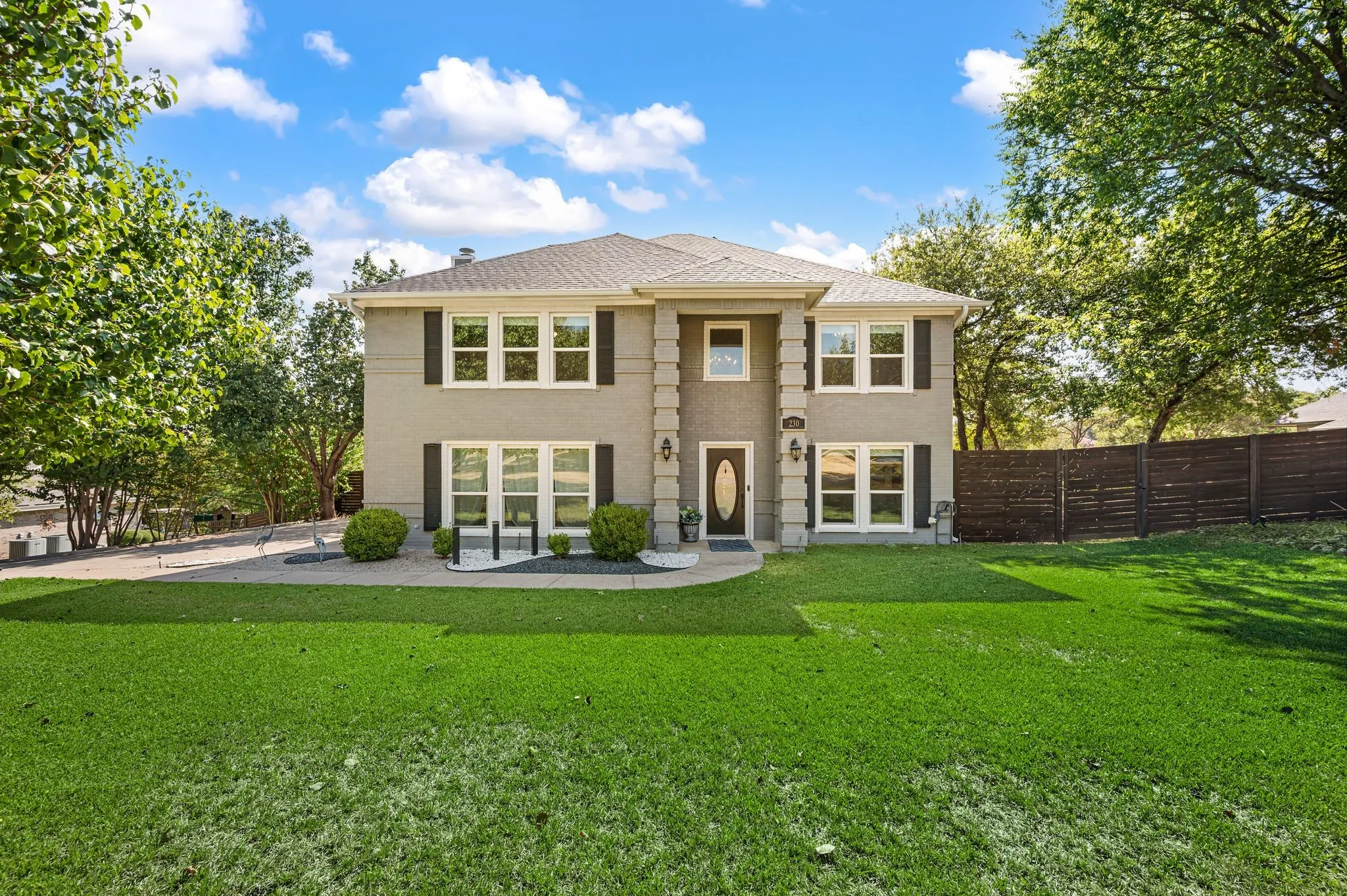 Single Family Residence For Sale in Parker County , 230 Hidden Acres Lane, Weatherford, Texas 76087, 4 Bedroom, 3 Bathroom, 2 Garage spaces, 2,796 Sqft, built in 2001, mls#21389292, Real Estate Agent in Weatherford, Homes For Sale in Parker county, Homes For Sale in Weatherford, Realtor in Weatherford Texas, Real Estate Brokerage Independent Realty Texas, Luminita Cordes Realtor