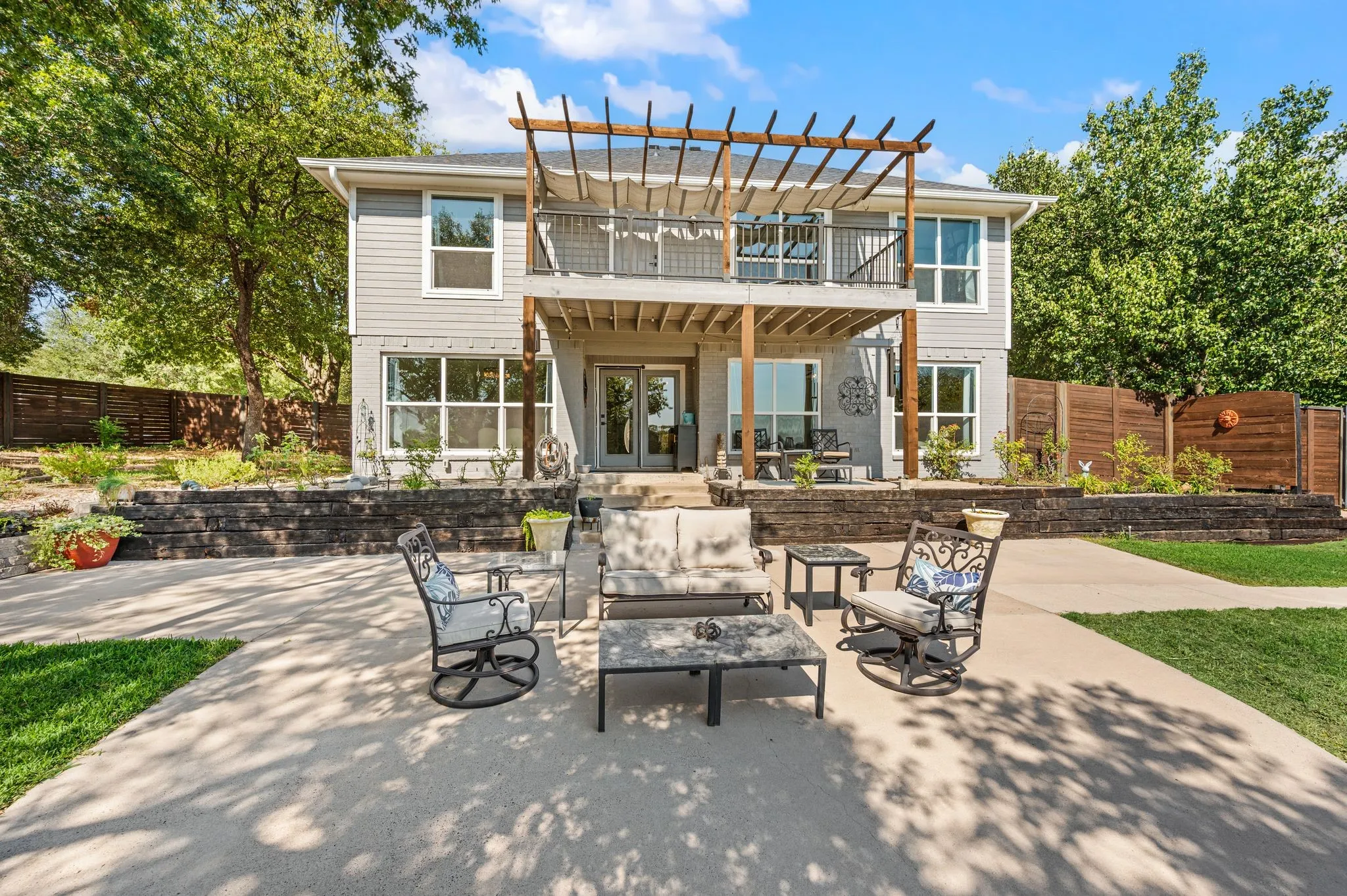 Single Family Residence For Sale in Parker County , 230 Hidden Acres Lane, Weatherford, Texas 76087, 4 Bedroom, 3 Bathroom, 2 Garage spaces, 2,796 Sqft, built in 2001, mls#21389292, Real Estate Agent in Weatherford, Homes For Sale in Parker county, Homes For Sale in Weatherford, Realtor in Weatherford Texas, Real Estate Brokerage Independent Realty Texas, Luminita Cordes Realtor