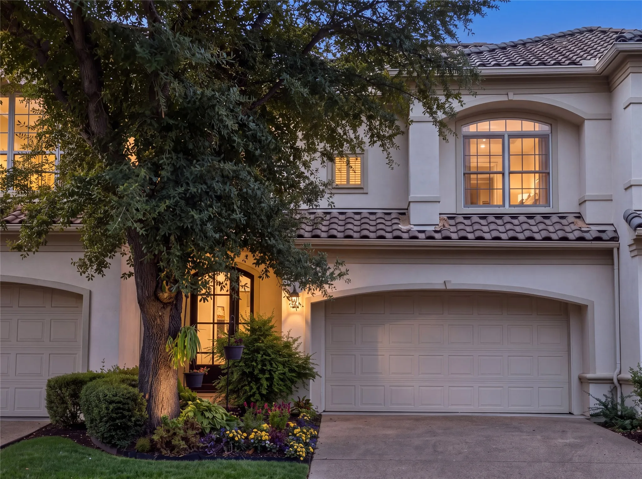 Townhouse For Sale in Dallas County , 4228 Spyglass Hill Lane, Irving, Texas 75038, 3 Bedroom, 3 Bathroom, 2 Garage spaces, 2,139 Sqft, built in 1998, mls#21388137, Real Estate Agent in Irving, Homes For Sale in Dallas county, Homes For Sale in Irving, Realtor in Irving Texas, Real Estate Brokerage Independent Realty Texas, Luminita Cordes Realtor