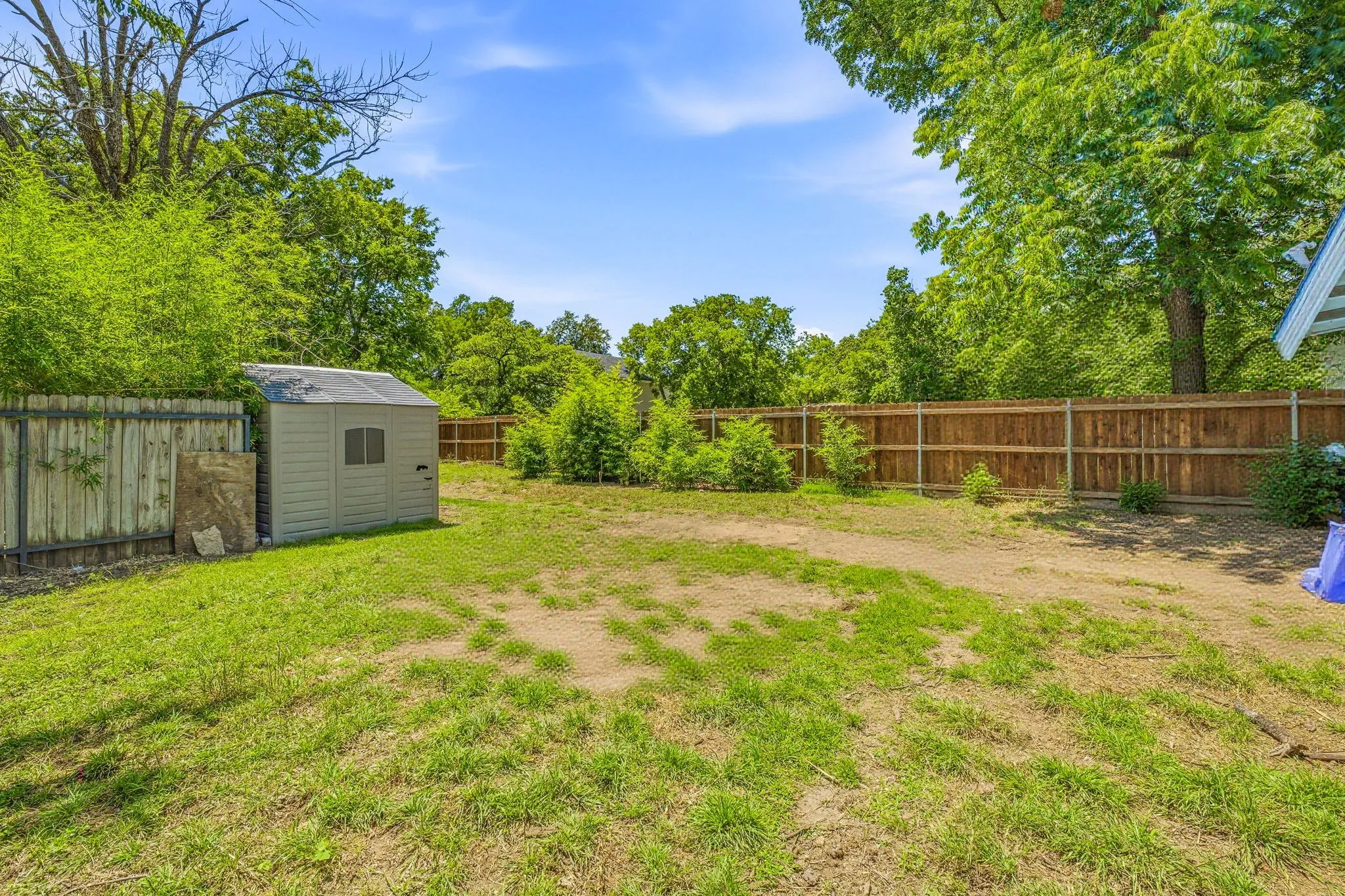 Single Family Residence For Rent in Erath County , 730 N Ollie Street, Stephenville, Texas 76401, 3 Bedroom, 2 Bathroom, Garage spaces, 1,482 Sqft, built in 1925, mls#21389436, Real Estate Agent in Stephenville, Homes For Rent in Erath county, Homes For Rent in Stephenville, Realtor in Stephenville Texas, Real Estate Brokerage Independent Realty Texas, Luminita Cordes Realtor
