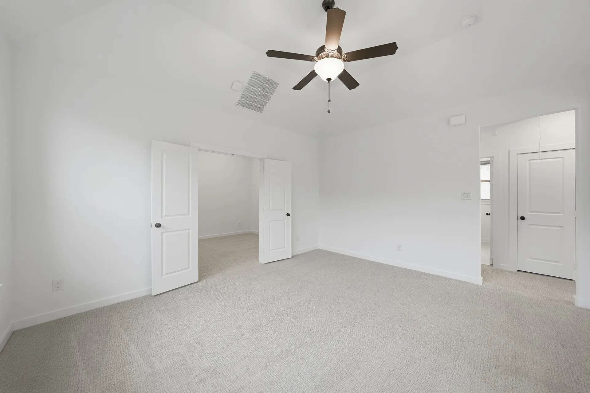 Single Family Residence For Sale in Collin County , 1512 Sandhill Lane, Celina, Texas 75009, 3 Bedroom, 3 Bathroom, 2 Garage spaces, 2,495 Sqft, built in 2025, mls#21389575, Real Estate Agent in Celina, Homes For Sale in Collin county, Homes For Sale in Celina, Realtor in Celina Texas, Real Estate Brokerage Independent Realty Texas, Luminita Cordes Realtor