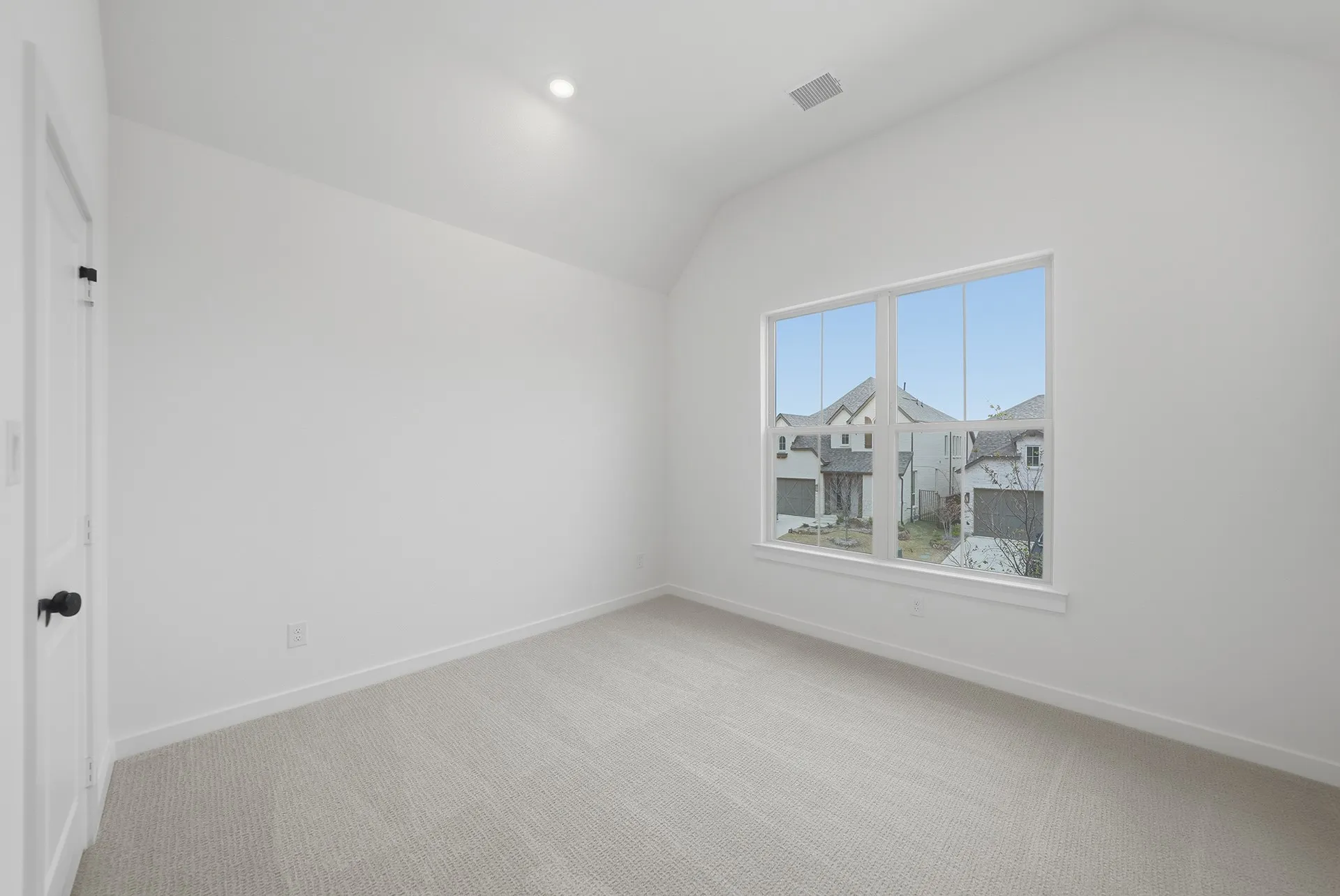 Single Family Residence For Sale in Collin County , 1512 Sandhill Lane, Celina, Texas 75009, 3 Bedroom, 3 Bathroom, 2 Garage spaces, 2,495 Sqft, built in 2025, mls#21389575, Real Estate Agent in Celina, Homes For Sale in Collin county, Homes For Sale in Celina, Realtor in Celina Texas, Real Estate Brokerage Independent Realty Texas, Luminita Cordes Realtor