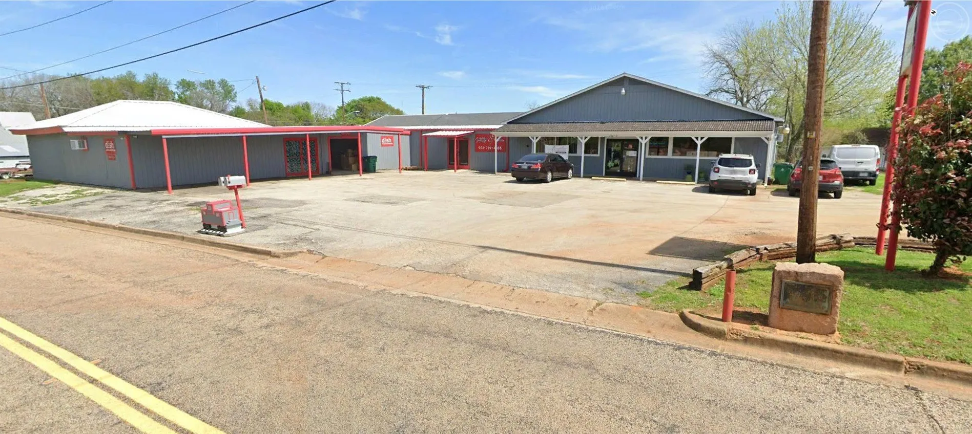 Office For Sale in Anderson County , 706 N Perry Street 1, Palestine, Texas 75801, 0, 0, Garage spaces, 0 Sqft, built in 1962, mls#21389581, Real Estate Agent in Palestine, Homes For Sale in Anderson county, Homes For Sale in Palestine, Realtor in Palestine Texas, Real Estate Brokerage Independent Realty Texas, Luminita Cordes Realtor