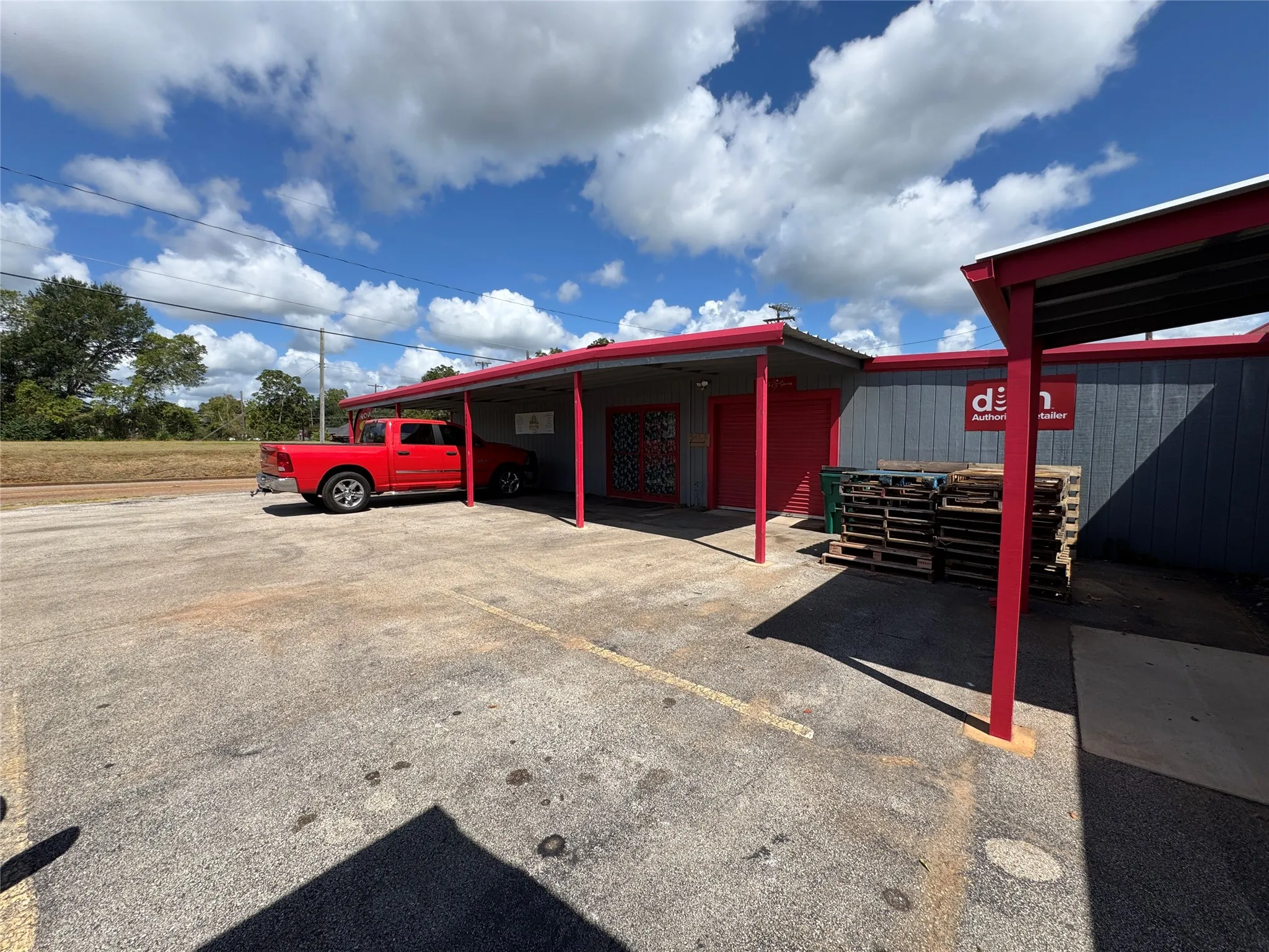 Office For Sale in Anderson County , 706 N Perry Street 1, Palestine, Texas 75801, 0, 0, Garage spaces, 0 Sqft, built in 1962, mls#21389581, Real Estate Agent in Palestine, Homes For Sale in Anderson county, Homes For Sale in Palestine, Realtor in Palestine Texas, Real Estate Brokerage Independent Realty Texas, Luminita Cordes Realtor