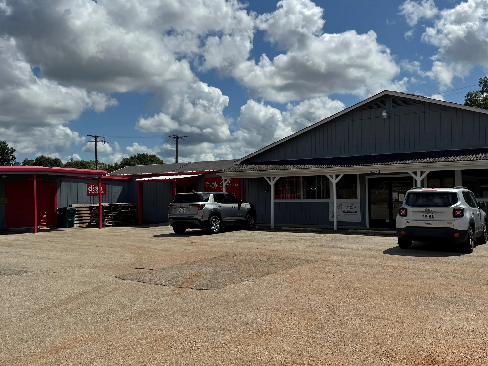Office For Sale in Anderson County , 706 N Perry Street 1, Palestine, Texas 75801, 0, 0, Garage spaces, 0 Sqft, built in 1962, mls#21389581, Real Estate Agent in Palestine, Homes For Sale in Anderson county, Homes For Sale in Palestine, Realtor in Palestine Texas, Real Estate Brokerage Independent Realty Texas, Luminita Cordes Realtor