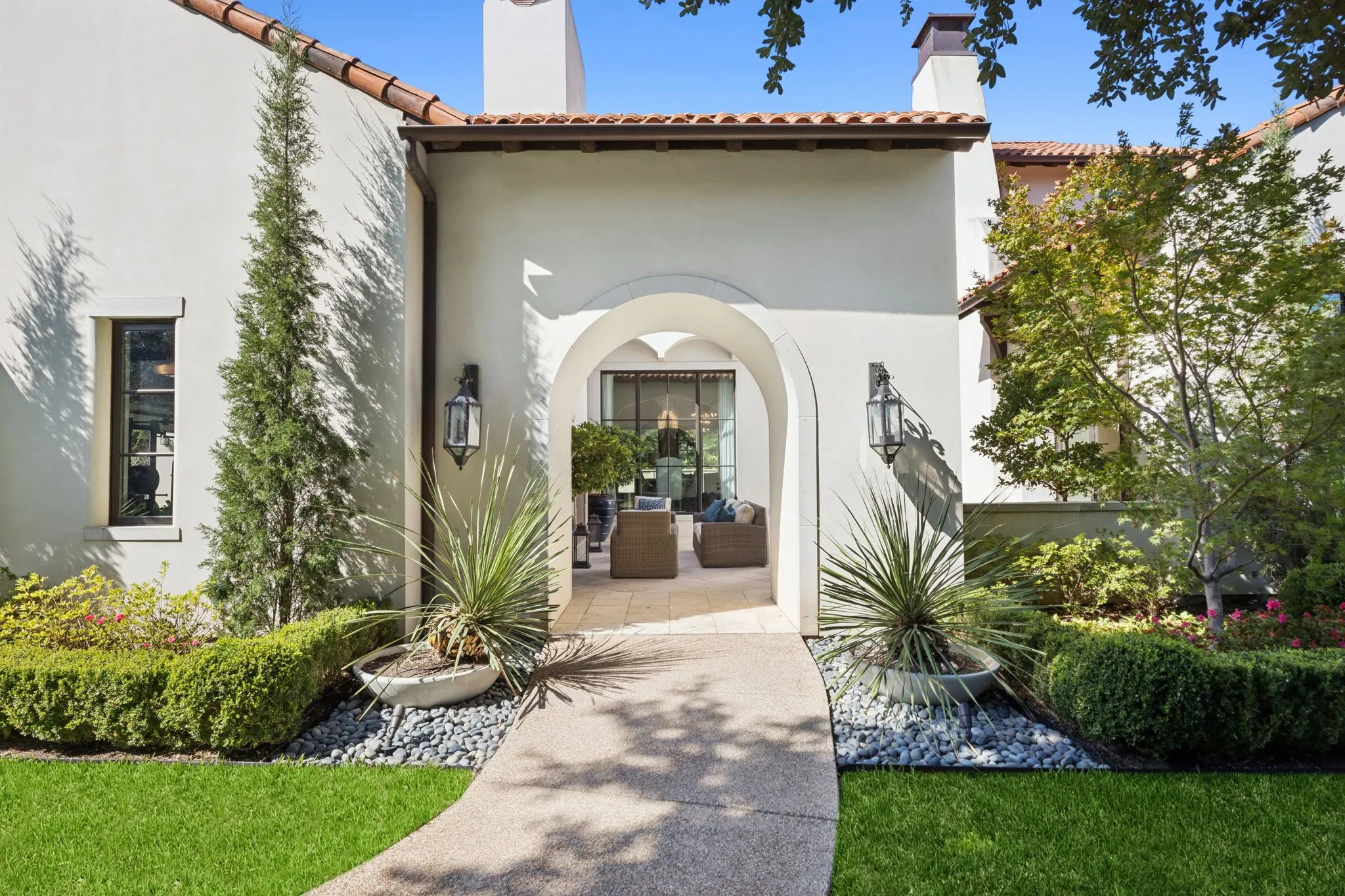 Single Family Residence For Sale in Tarrant County , 1402 Fountain Grass Court, Westlake, Texas 76262, 5 Bedroom, 7 Bathroom, 3 Garage spaces, 6,773 Sqft, built in 2016, mls#21388819, Real Estate Agent in Westlake, Homes For Sale in Tarrant county, Homes For Sale in Westlake, Realtor in Westlake Texas, Real Estate Brokerage Independent Realty Texas, Luminita Cordes Realtor