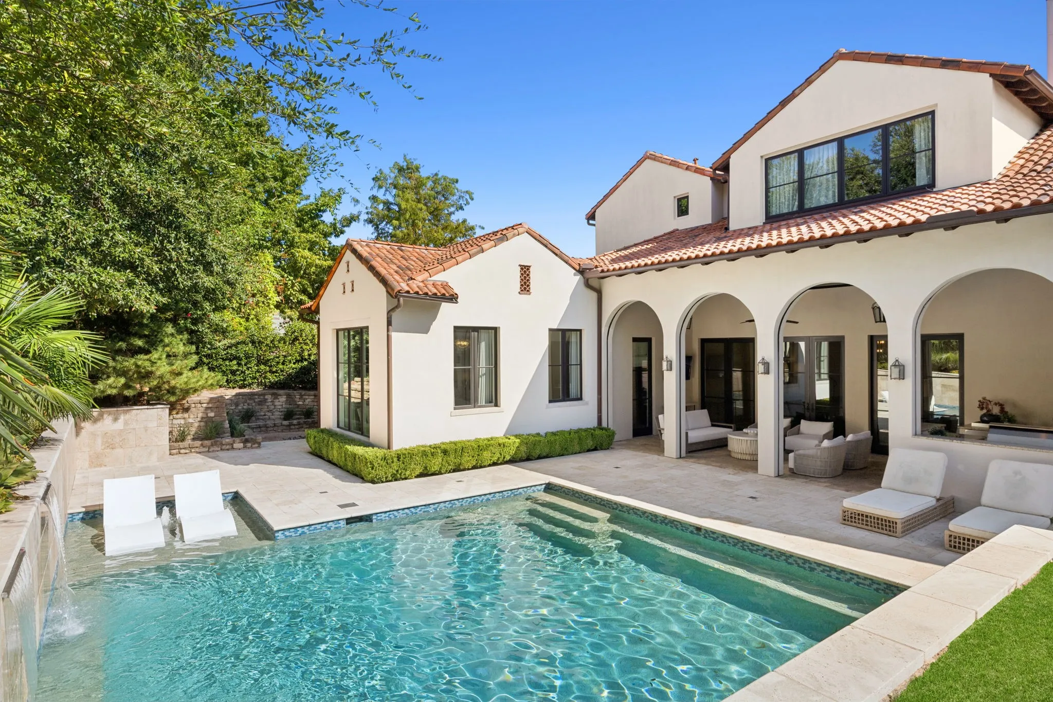 Single Family Residence For Sale in Tarrant County , 1402 Fountain Grass Court, Westlake, Texas 76262, 5 Bedroom, 7 Bathroom, 3 Garage spaces, 6,773 Sqft, built in 2016, mls#21388819, Real Estate Agent in Westlake, Homes For Sale in Tarrant county, Homes For Sale in Westlake, Realtor in Westlake Texas, Real Estate Brokerage Independent Realty Texas, Luminita Cordes Realtor