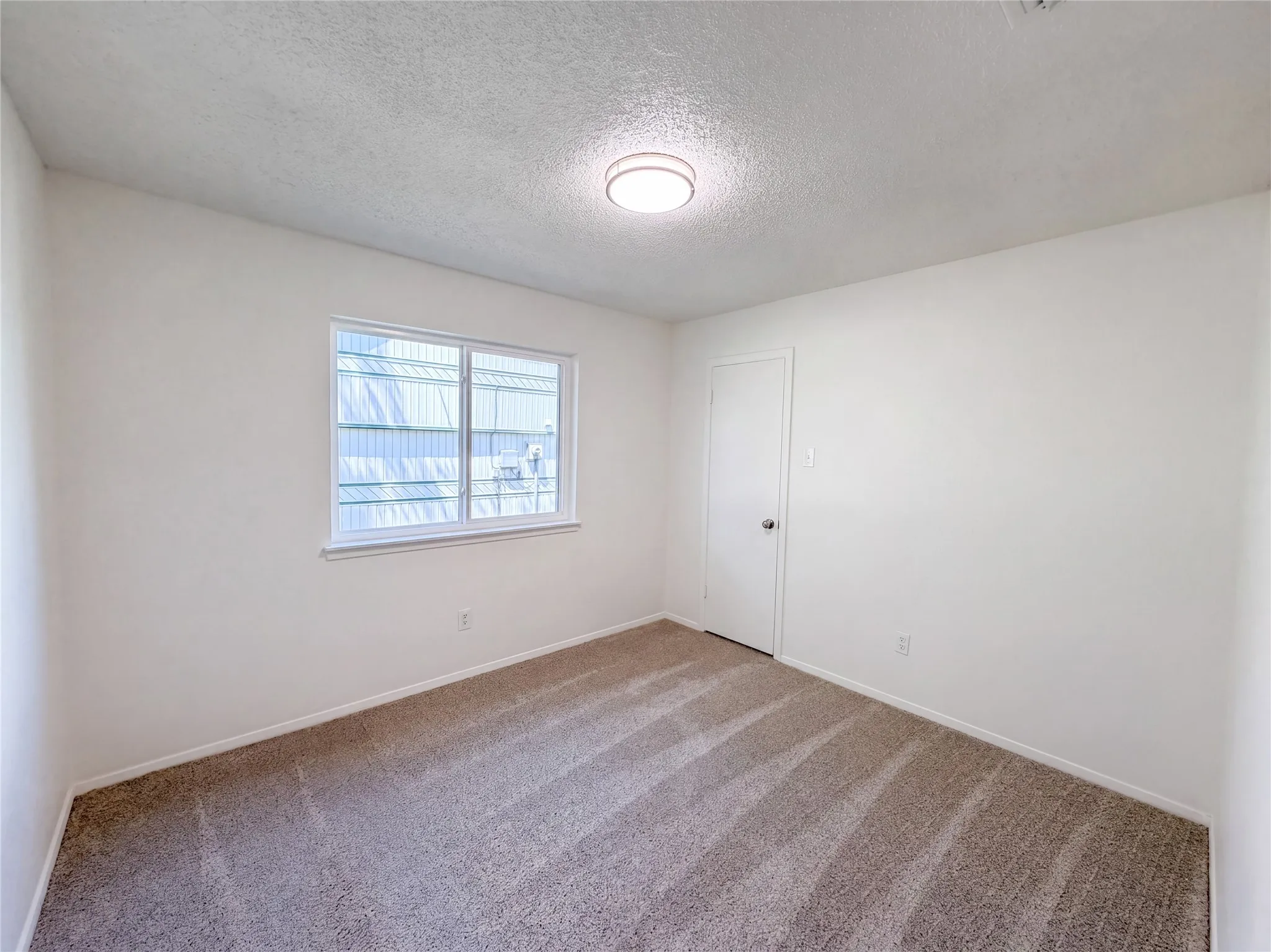 Single Family Residence For Sale in Denton County , 1845 Santa Fe, Lewisville, Texas 75077, 3 Bedroom, 2 Bathroom, 2 Garage spaces, 1,507 Sqft, built in 1974, mls#21388683, Real Estate Agent in Lewisville, Homes For Sale in Denton county, Homes For Sale in Lewisville, Realtor in Lewisville Texas, Real Estate Brokerage Independent Realty Texas, Luminita Cordes Realtor