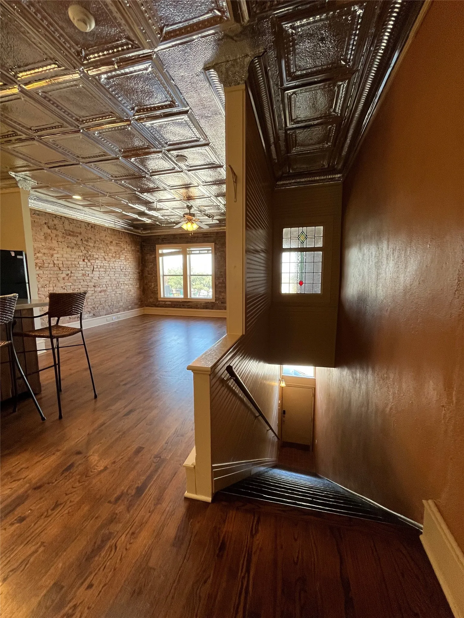 Apartment For Rent in Denton County , 227 W Oak Street B, Denton, Texas 76201, 1 Bedroom, 1 Bathroom, Garage spaces, 600 Sqft, built in 1900, mls#21384367, Real Estate Agent in Denton, Homes For Rent in Denton county, Homes For Rent in Denton, Realtor in Denton Texas, Real Estate Brokerage Independent Realty Texas, Luminita Cordes Realtor