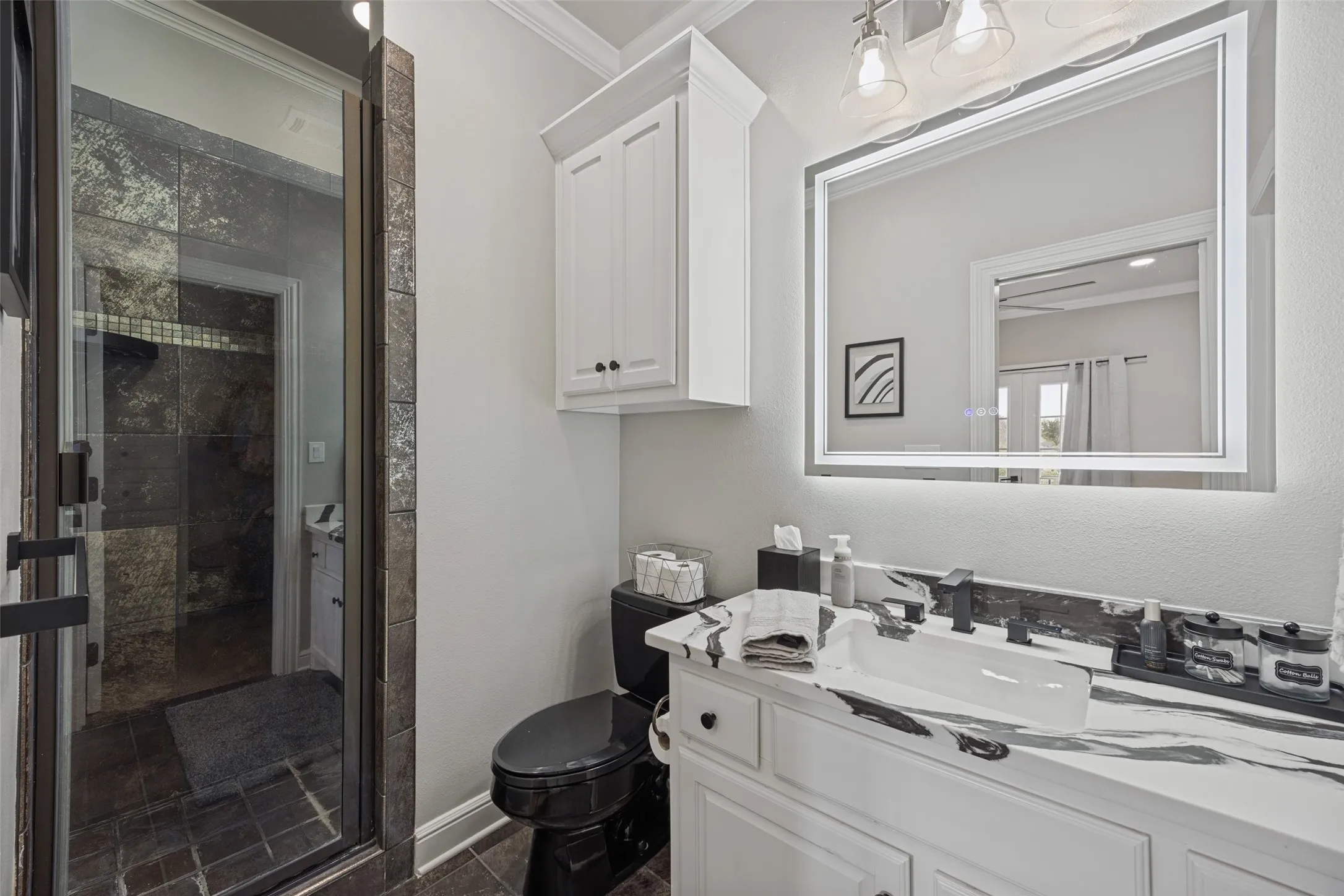 Single Family Residence For Sale in Denton County , 2613 Round Table Boulevard, Lewisville, Texas 75056, 5 Bedroom, 5 Bathroom, 4 Garage spaces, 6,000 Sqft, built in 2005, mls#21387413, Real Estate Agent in Lewisville, Homes For Sale in Denton county, Homes For Sale in Lewisville, Realtor in Lewisville Texas, Real Estate Brokerage Independent Realty Texas, Luminita Cordes Realtor