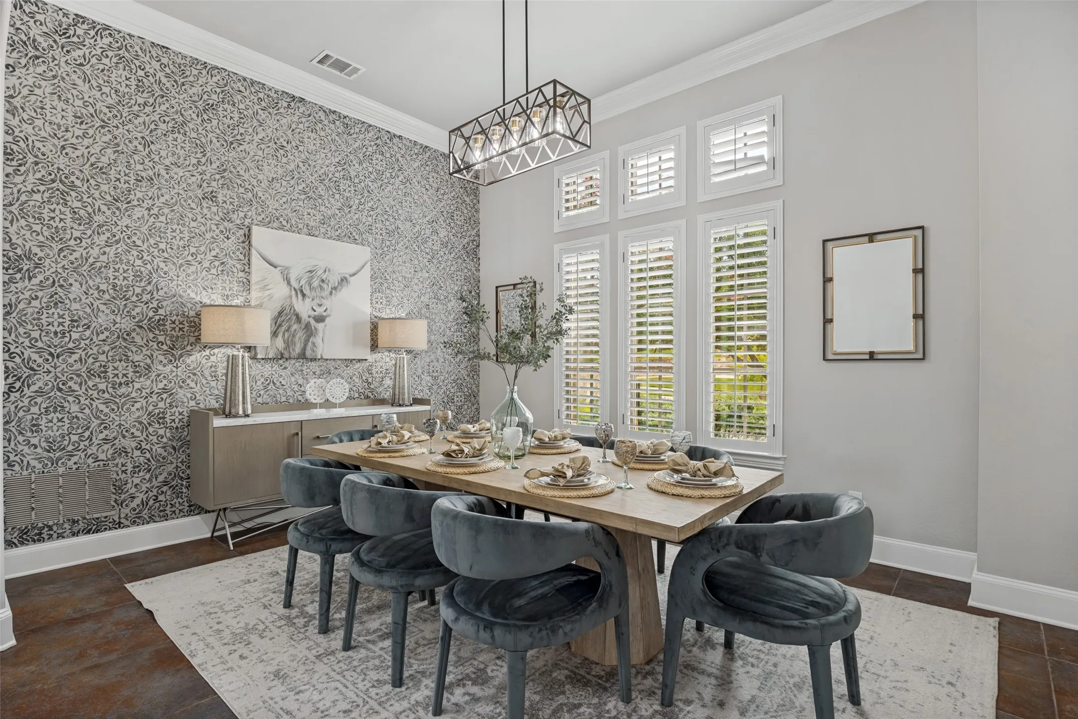 Single Family Residence For Sale in Denton County , 2613 Round Table Boulevard, Lewisville, Texas 75056, 5 Bedroom, 5 Bathroom, 4 Garage spaces, 6,000 Sqft, built in 2005, mls#21387413, Real Estate Agent in Lewisville, Homes For Sale in Denton county, Homes For Sale in Lewisville, Realtor in Lewisville Texas, Real Estate Brokerage Independent Realty Texas, Luminita Cordes Realtor