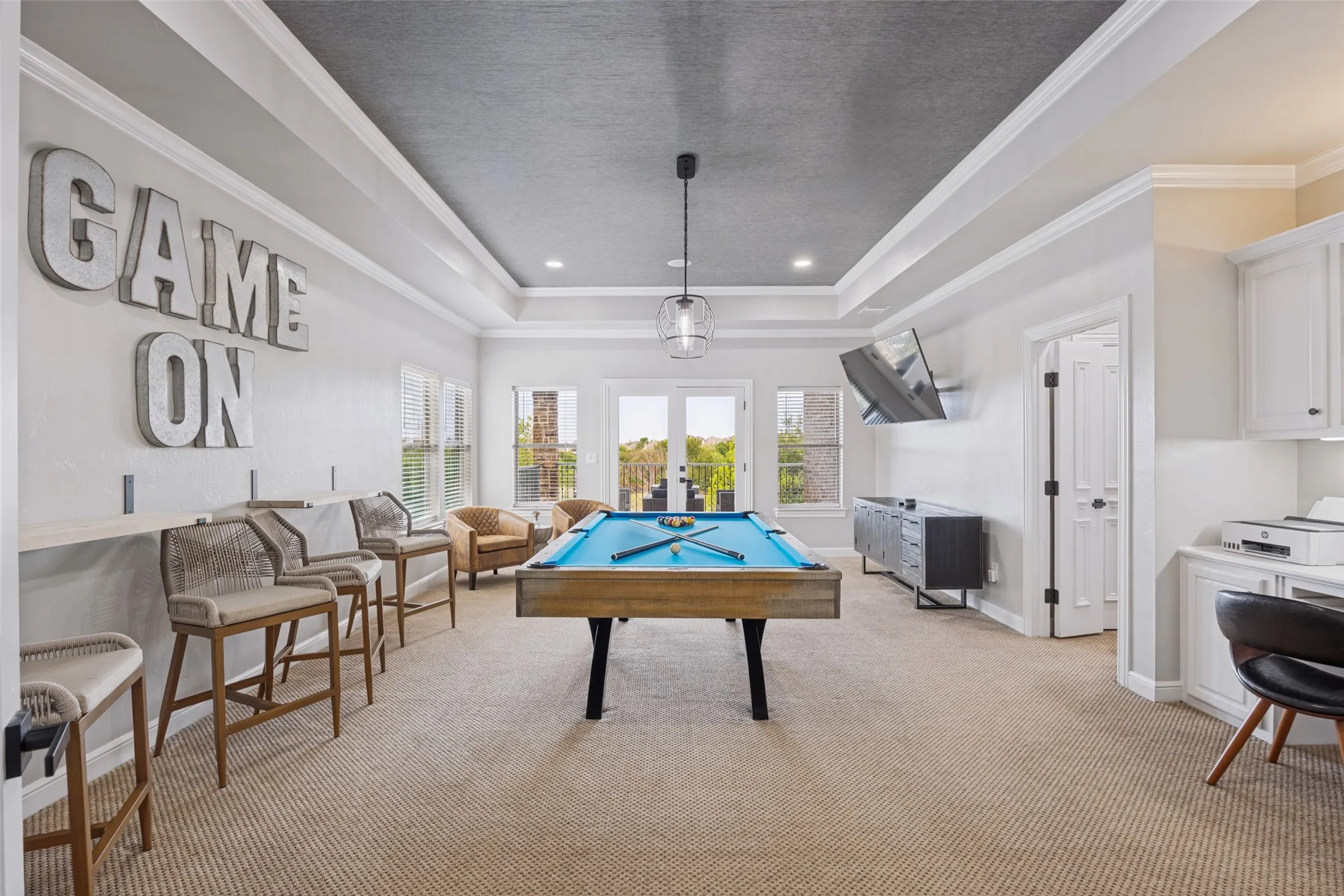 Single Family Residence For Sale in Denton County , 2613 Round Table Boulevard, Lewisville, Texas 75056, 5 Bedroom, 5 Bathroom, 4 Garage spaces, 6,000 Sqft, built in 2005, mls#21387413, Real Estate Agent in Lewisville, Homes For Sale in Denton county, Homes For Sale in Lewisville, Realtor in Lewisville Texas, Real Estate Brokerage Independent Realty Texas, Luminita Cordes Realtor