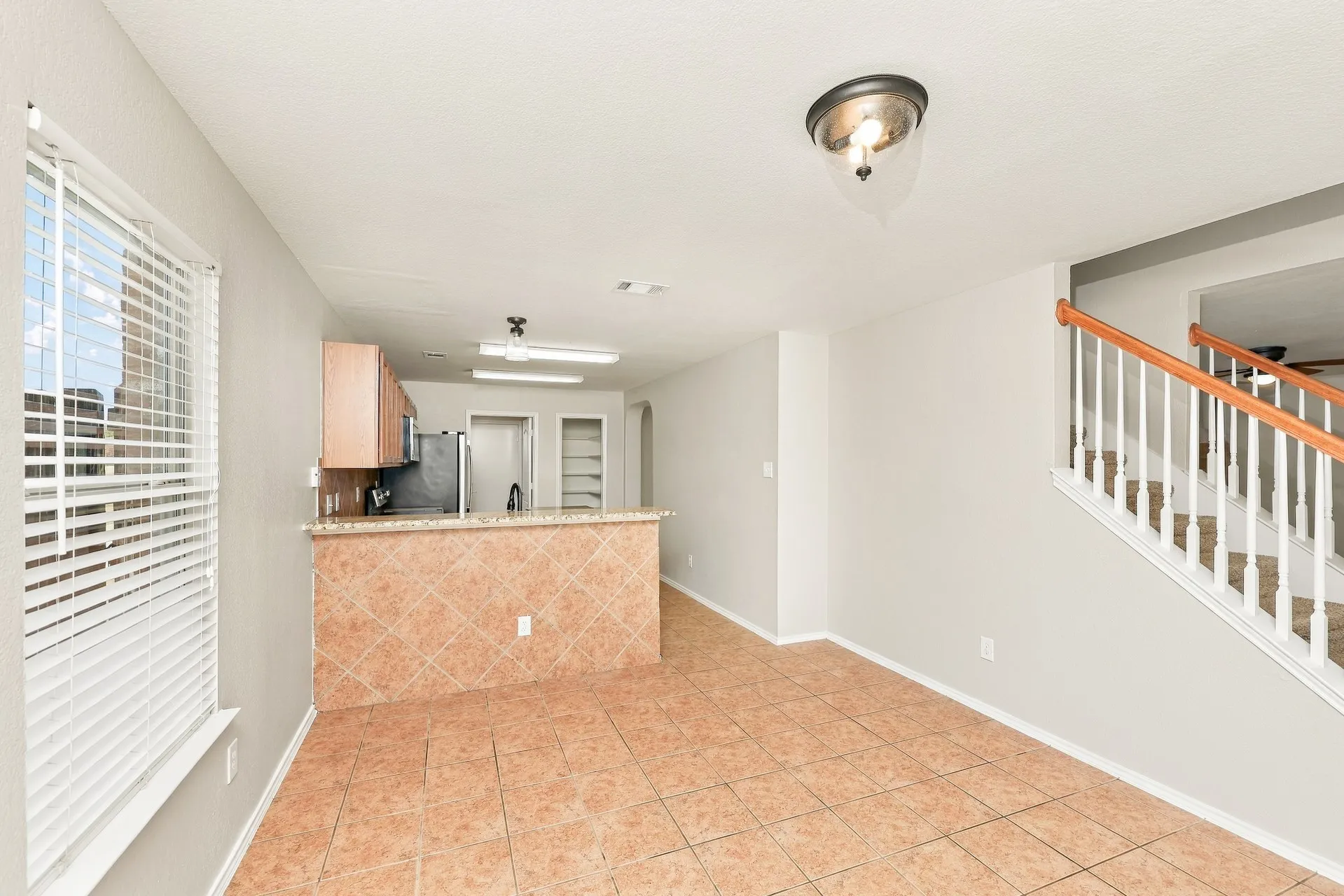 Single Family Residence For Sale in Ellis County , 3911 Alpha Way, Midlothian, Texas 76065, 4 Bedroom, 3 Bathroom, 2 Garage spaces, 2,587 Sqft, built in 2005, mls#21389539, Real Estate Agent in Midlothian, Homes For Sale in Ellis county, Homes For Sale in Midlothian, Realtor in Midlothian Texas, Real Estate Brokerage Independent Realty Texas, Luminita Cordes Realtor