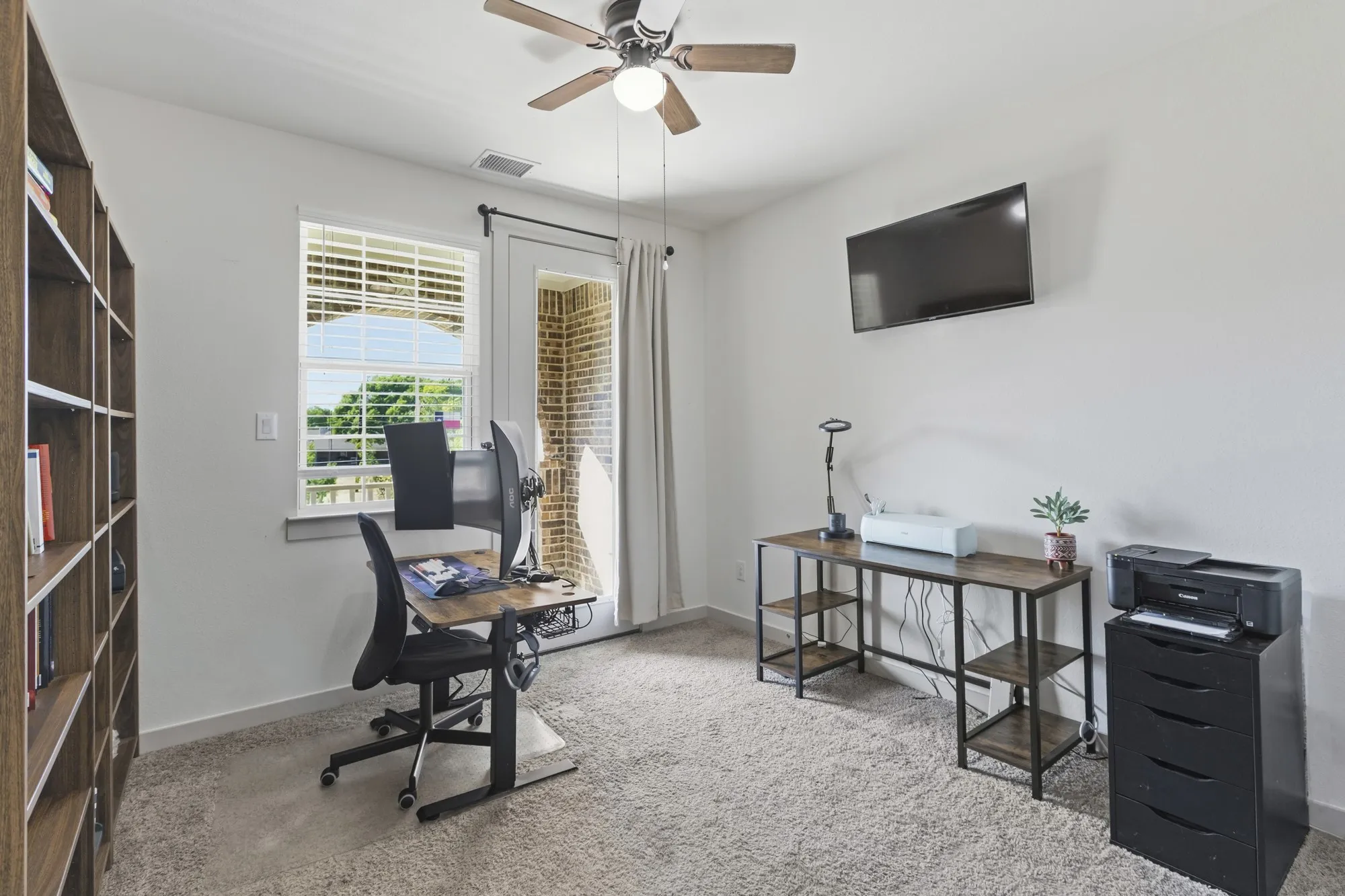 Townhouse For Sale in Collin County , 4880 Woodruff Way, Fairview, Texas 75069, 2 Bedroom, 3 Bathroom, 2 Garage spaces, 1,840 Sqft, built in 2020, mls#21385915, Real Estate Agent in Fairview, Homes For Sale in Collin county, Homes For Sale in Fairview, Realtor in Fairview Texas, Real Estate Brokerage Independent Realty Texas, Luminita Cordes Realtor