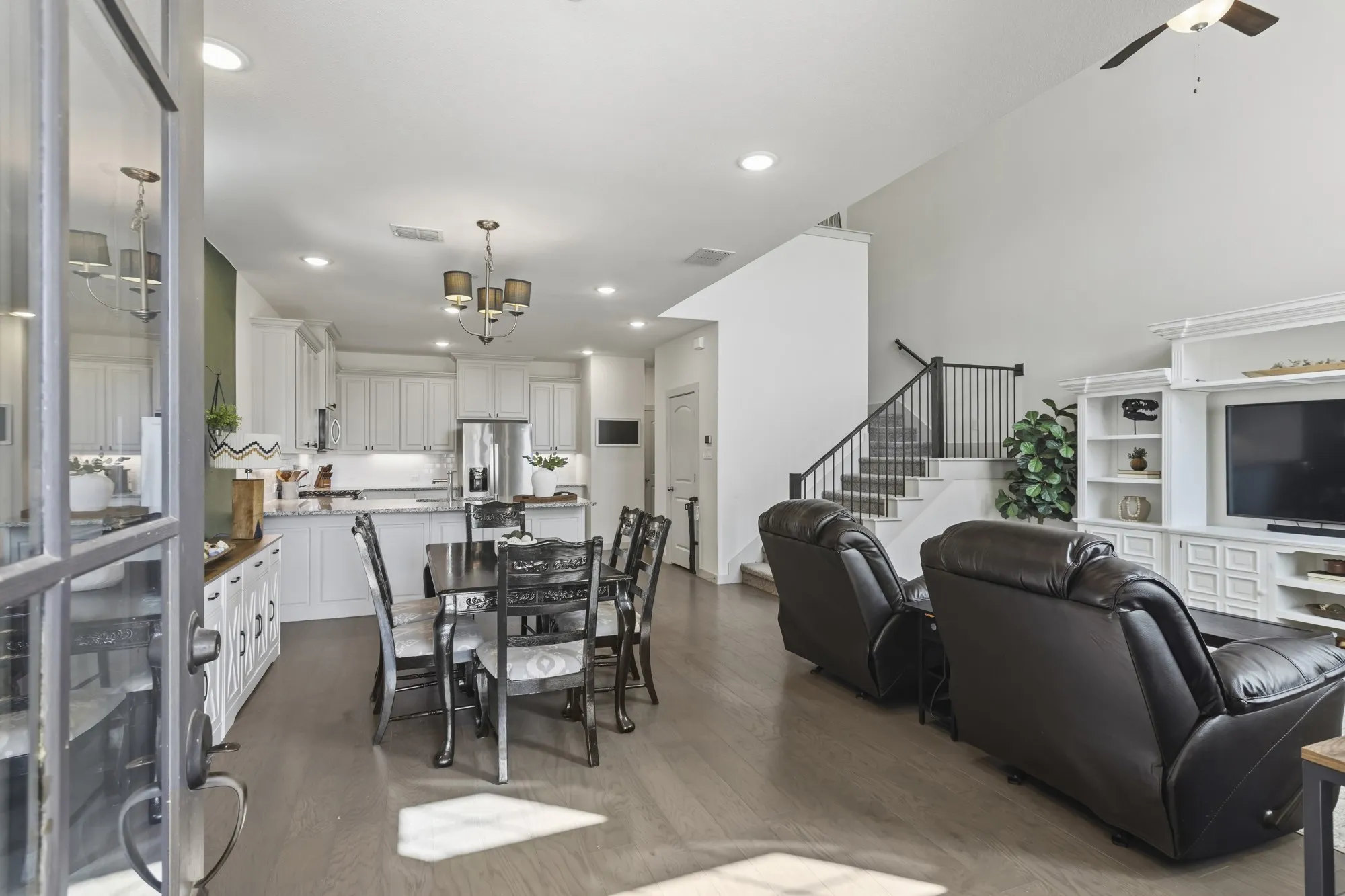 Townhouse For Sale in Collin County , 4880 Woodruff Way, Fairview, Texas 75069, 2 Bedroom, 3 Bathroom, 2 Garage spaces, 1,840 Sqft, built in 2020, mls#21385915, Real Estate Agent in Fairview, Homes For Sale in Collin county, Homes For Sale in Fairview, Realtor in Fairview Texas, Real Estate Brokerage Independent Realty Texas, Luminita Cordes Realtor