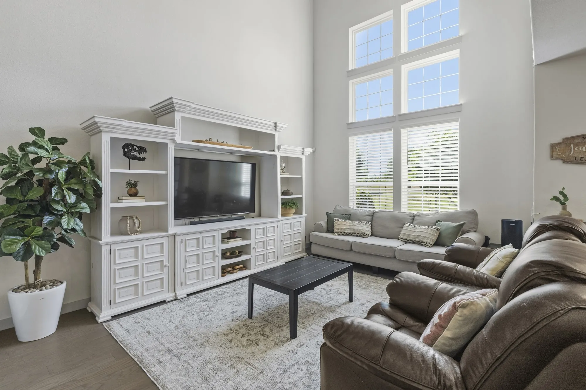 Townhouse For Sale in Collin County , 4880 Woodruff Way, Fairview, Texas 75069, 2 Bedroom, 3 Bathroom, 2 Garage spaces, 1,840 Sqft, built in 2020, mls#21385915, Real Estate Agent in Fairview, Homes For Sale in Collin county, Homes For Sale in Fairview, Realtor in Fairview Texas, Real Estate Brokerage Independent Realty Texas, Luminita Cordes Realtor
