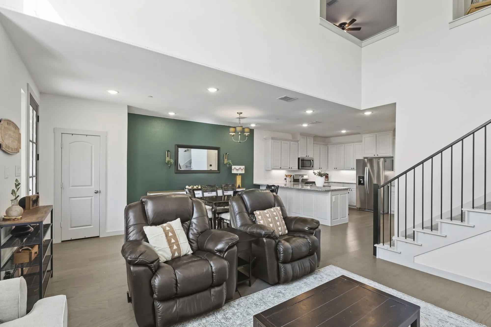 Townhouse For Sale in Collin County , 4880 Woodruff Way, Fairview, Texas 75069, 2 Bedroom, 3 Bathroom, 2 Garage spaces, 1,840 Sqft, built in 2020, mls#21385915, Real Estate Agent in Fairview, Homes For Sale in Collin county, Homes For Sale in Fairview, Realtor in Fairview Texas, Real Estate Brokerage Independent Realty Texas, Luminita Cordes Realtor