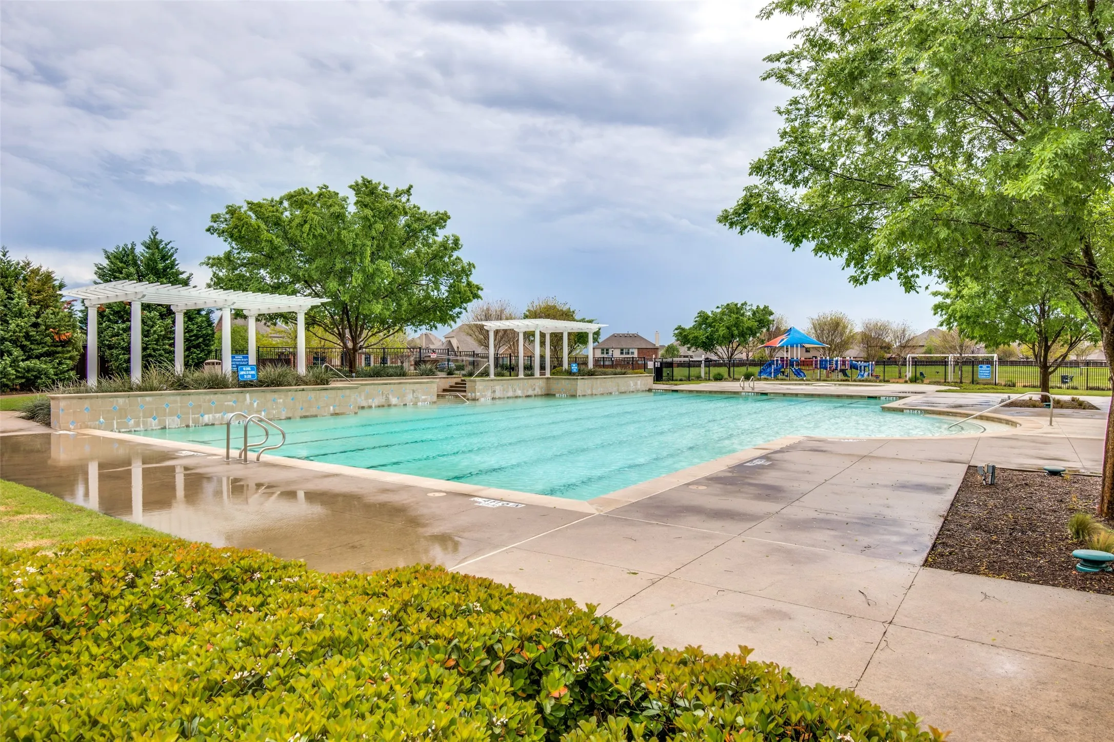 Single Family Residence For Sale in Collin County , 3713 Republic Trail, Melissa, Texas 75454, 4 Bedroom, 3 Bathroom, 2 Garage spaces, 3,296 Sqft, built in 2022, mls#21389545, Real Estate Agent in Melissa, Homes For Sale in Collin county, Homes For Sale in Melissa, Realtor in Melissa Texas, Real Estate Brokerage Independent Realty Texas, Luminita Cordes Realtor