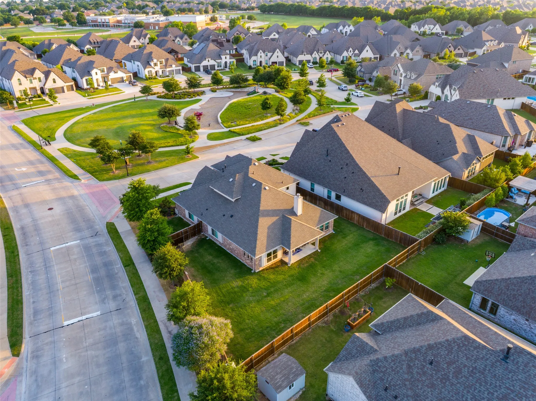 Note the fabulous location across from a culdesac park!