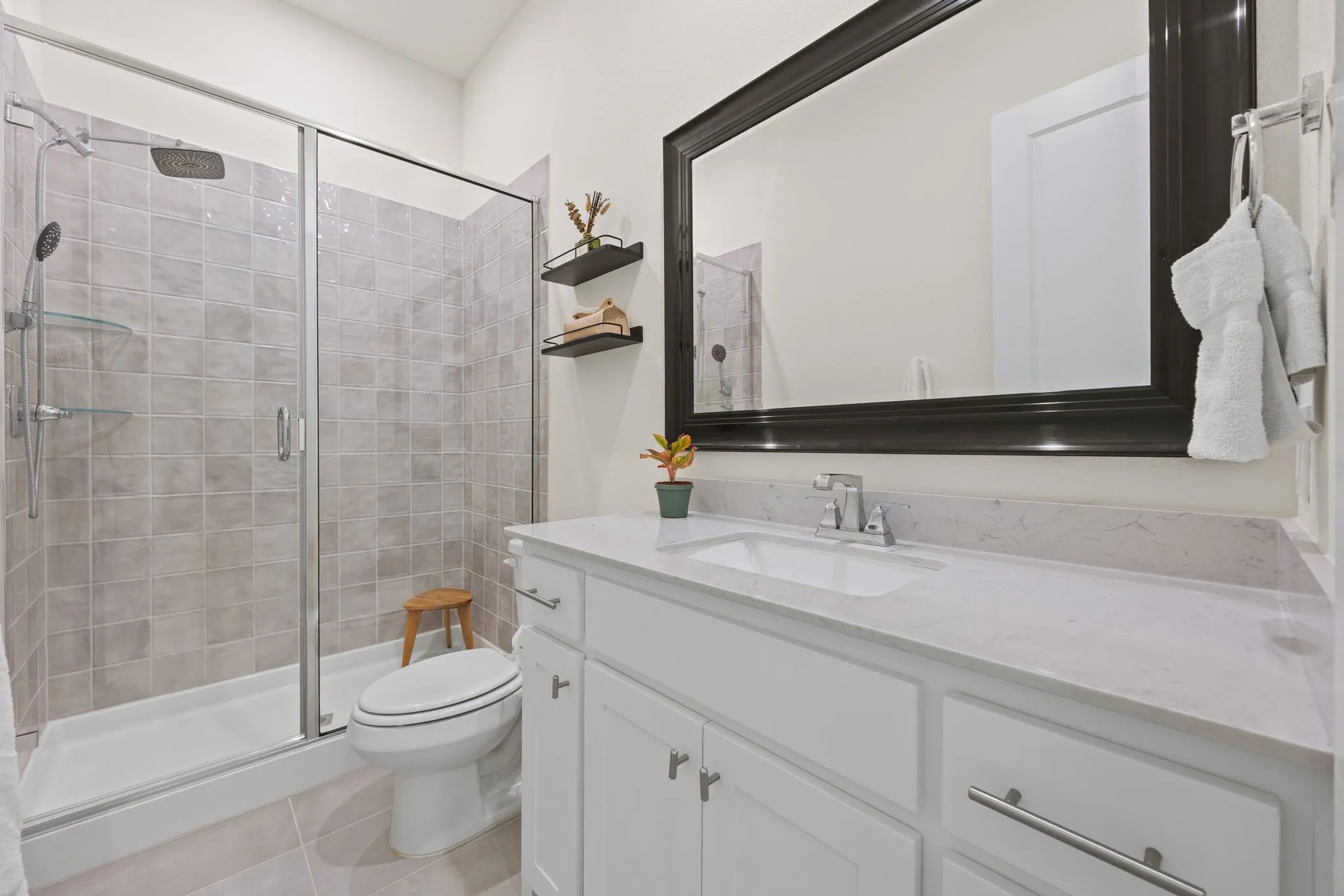 Single Family Residence For Sale in Denton County , 1281 Manfreda Street, Prosper, Texas 75078, 4 Bedroom, 4 Bathroom, 2 Garage spaces, 2,475 Sqft, built in 2023, mls#21388029, Real Estate Agent in Prosper, Homes For Sale in Denton county, Homes For Sale in Prosper, Realtor in Prosper Texas, Real Estate Brokerage Independent Realty Texas, Luminita Cordes Realtor