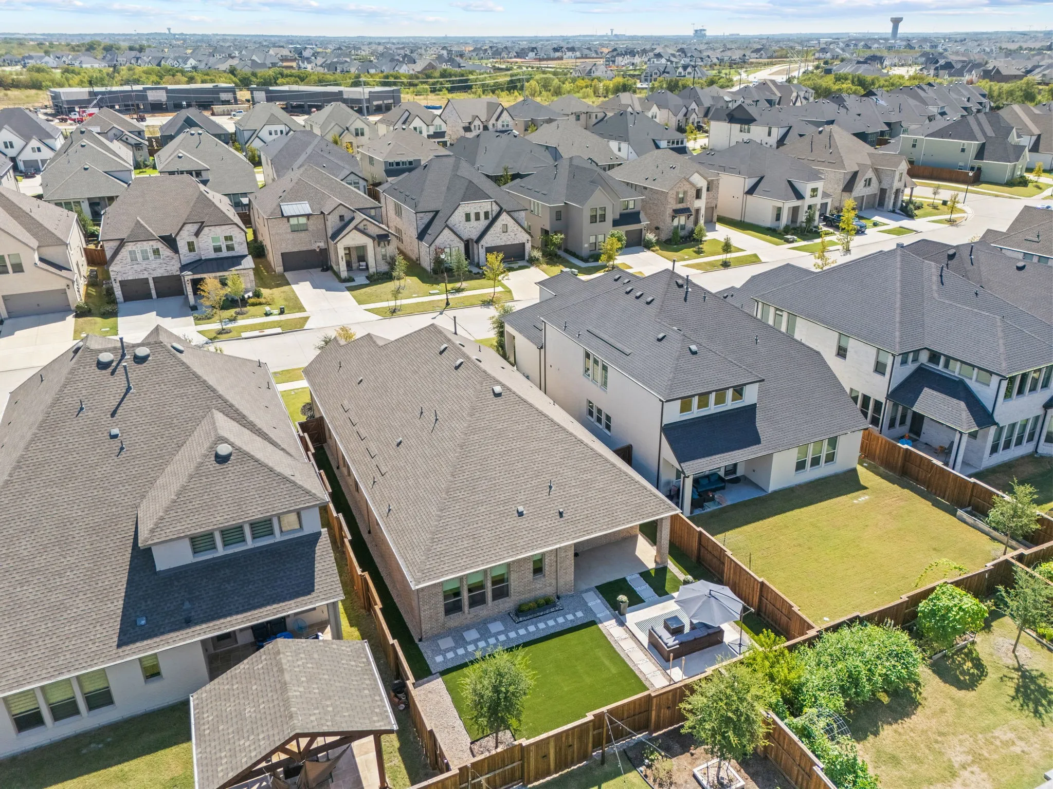 Single Family Residence For Sale in Denton County , 1281 Manfreda Street, Prosper, Texas 75078, 4 Bedroom, 4 Bathroom, 2 Garage spaces, 2,475 Sqft, built in 2023, mls#21388029, Real Estate Agent in Prosper, Homes For Sale in Denton county, Homes For Sale in Prosper, Realtor in Prosper Texas, Real Estate Brokerage Independent Realty Texas, Luminita Cordes Realtor