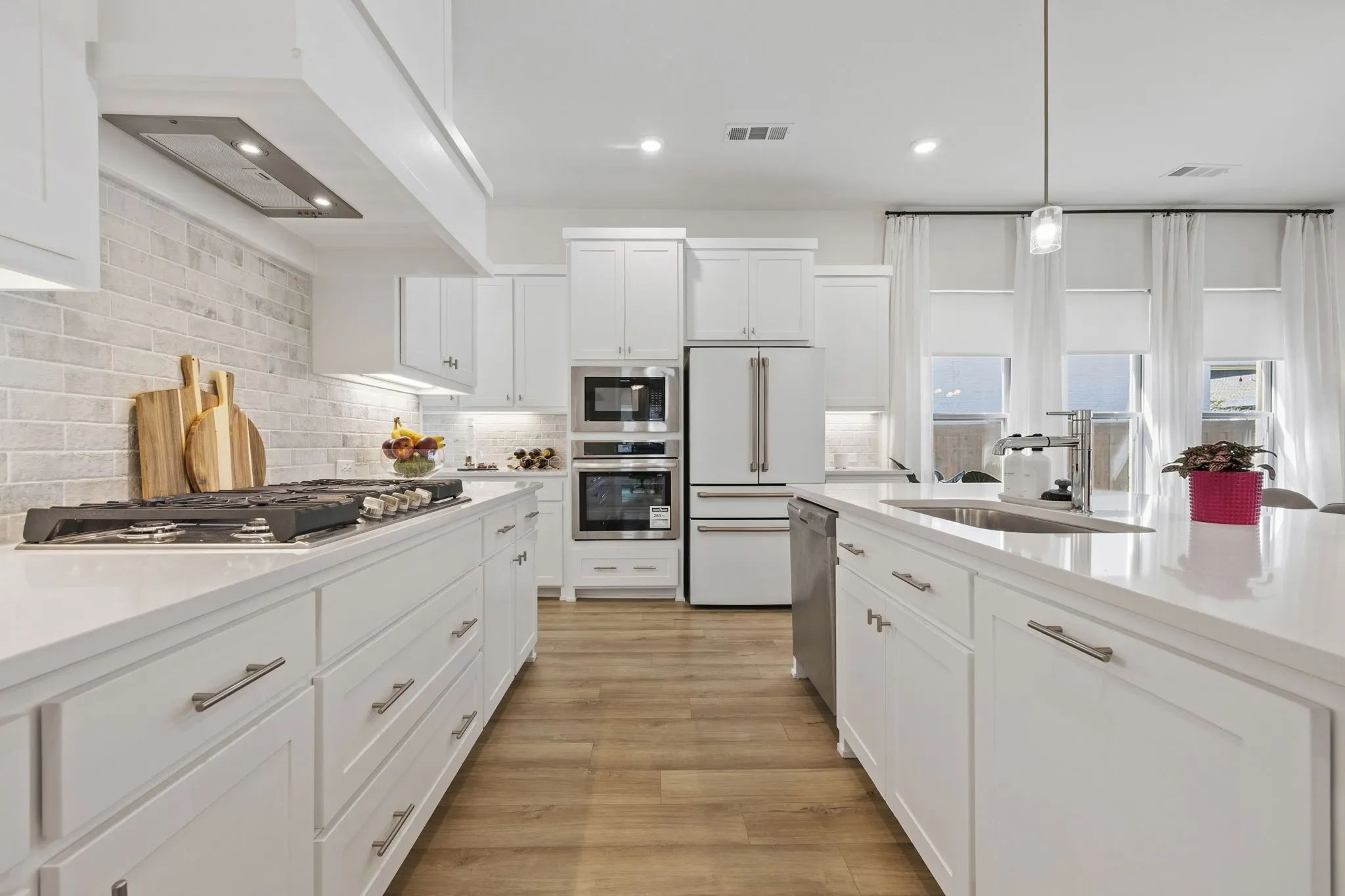 Single Family Residence For Sale in Denton County , 1281 Manfreda Street, Prosper, Texas 75078, 4 Bedroom, 4 Bathroom, 2 Garage spaces, 2,475 Sqft, built in 2023, mls#21388029, Real Estate Agent in Prosper, Homes For Sale in Denton county, Homes For Sale in Prosper, Realtor in Prosper Texas, Real Estate Brokerage Independent Realty Texas, Luminita Cordes Realtor