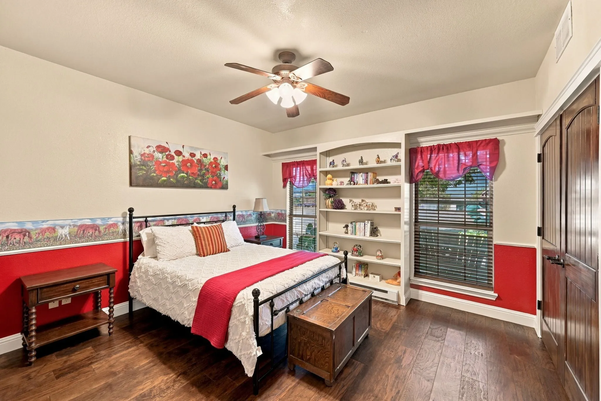 Single Family Residence For Sale in Ellis County , 4218 Fm 66, Waxahachie, Texas 75167, 3 Bedroom, 3 Bathroom, 2 Garage spaces, 2,826 Sqft, built in 2004, mls#21387067, Real Estate Agent in Waxahachie, Homes For Sale in Ellis county, Homes For Sale in Waxahachie, Realtor in Waxahachie Texas, Real Estate Brokerage Independent Realty Texas, Luminita Cordes Realtor