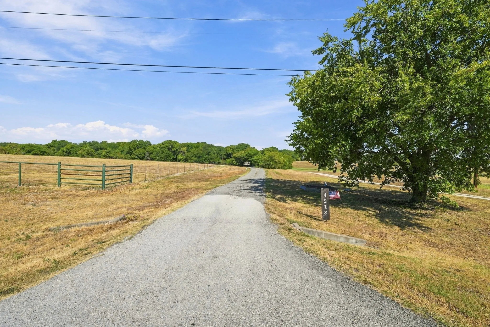 Entry off of FM 66