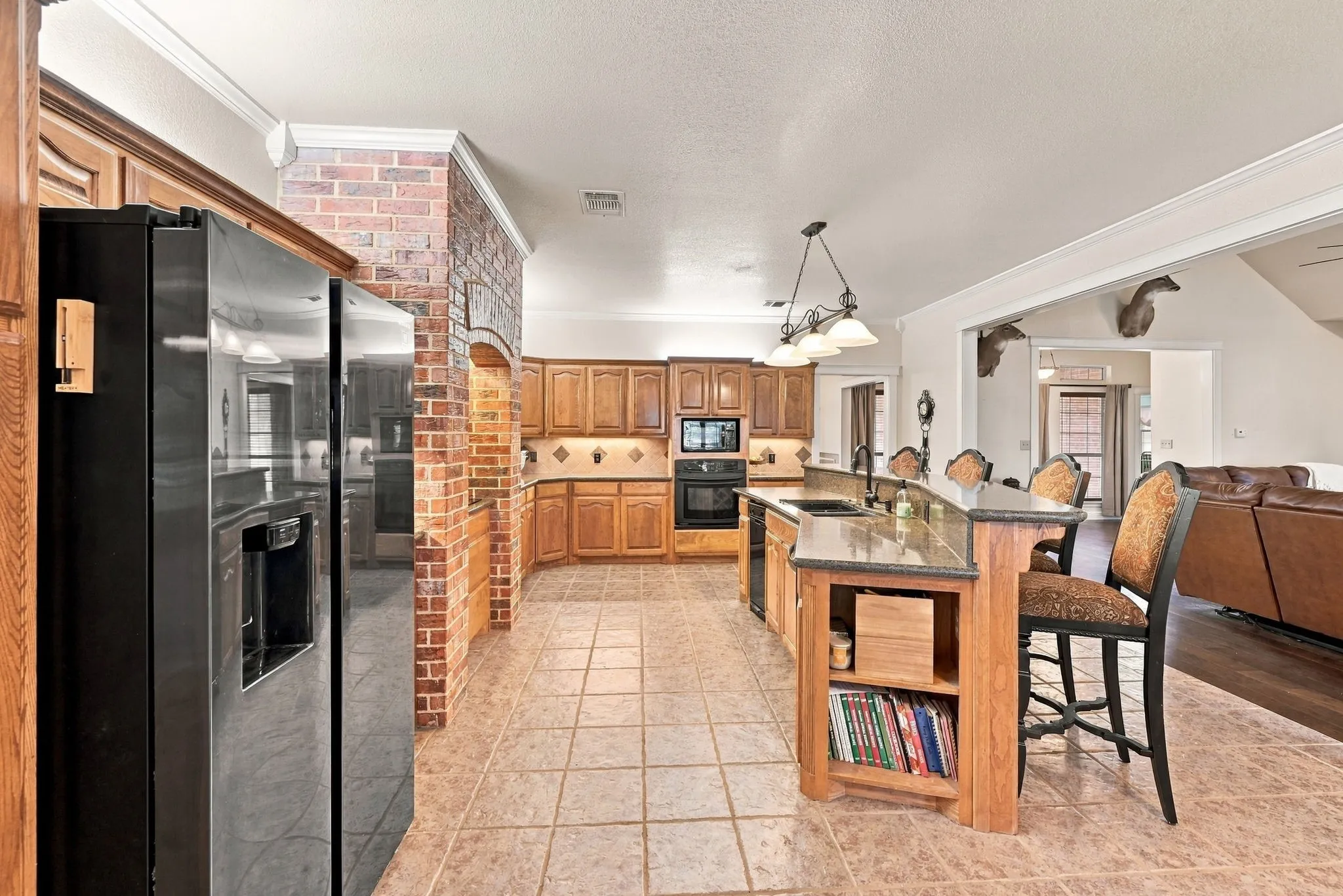 Single Family Residence For Sale in Ellis County , 4218 Fm 66, Waxahachie, Texas 75167, 3 Bedroom, 3 Bathroom, 2 Garage spaces, 2,826 Sqft, built in 2004, mls#21387067, Real Estate Agent in Waxahachie, Homes For Sale in Ellis county, Homes For Sale in Waxahachie, Realtor in Waxahachie Texas, Real Estate Brokerage Independent Realty Texas, Luminita Cordes Realtor