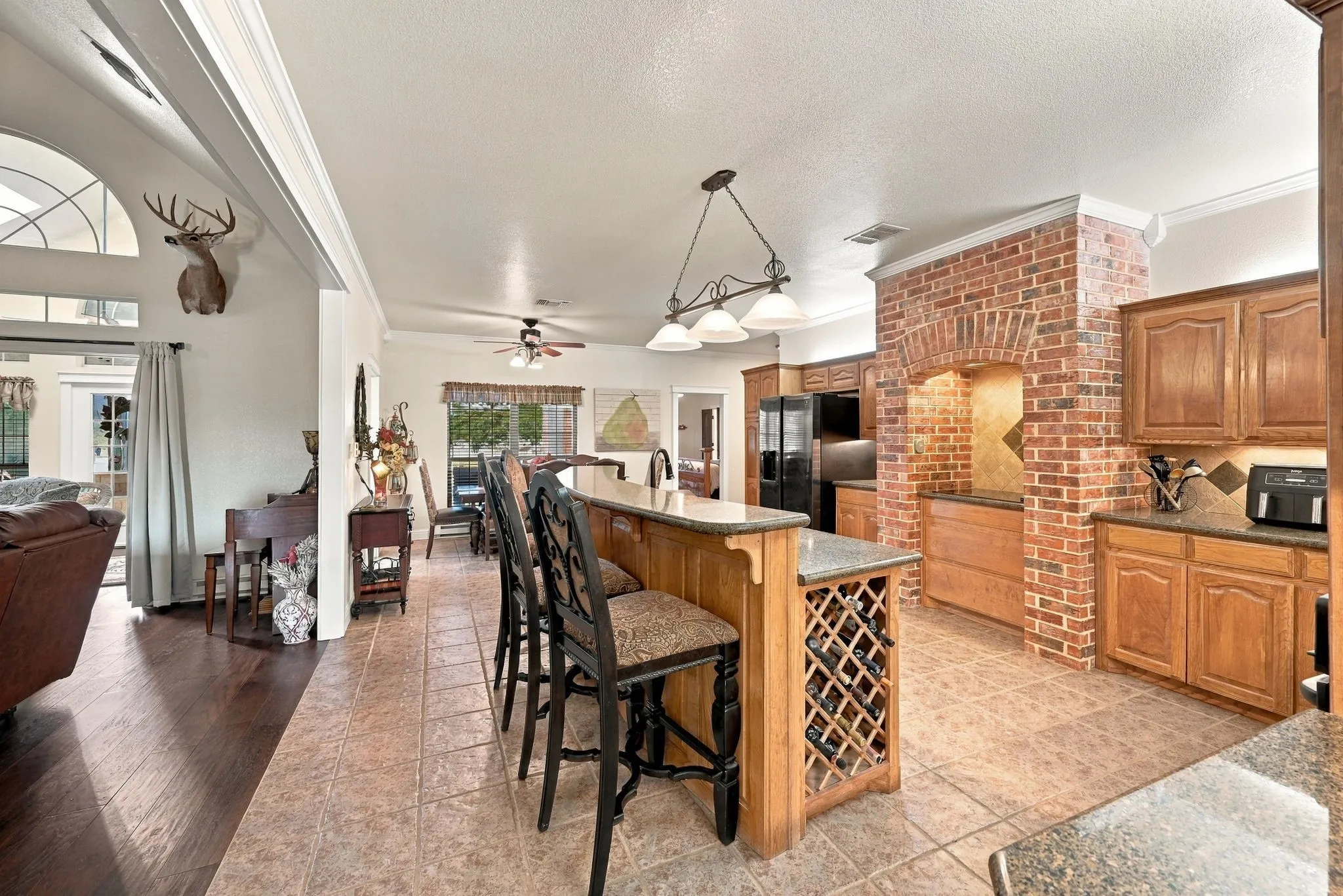 Sunroom/2nd living space.