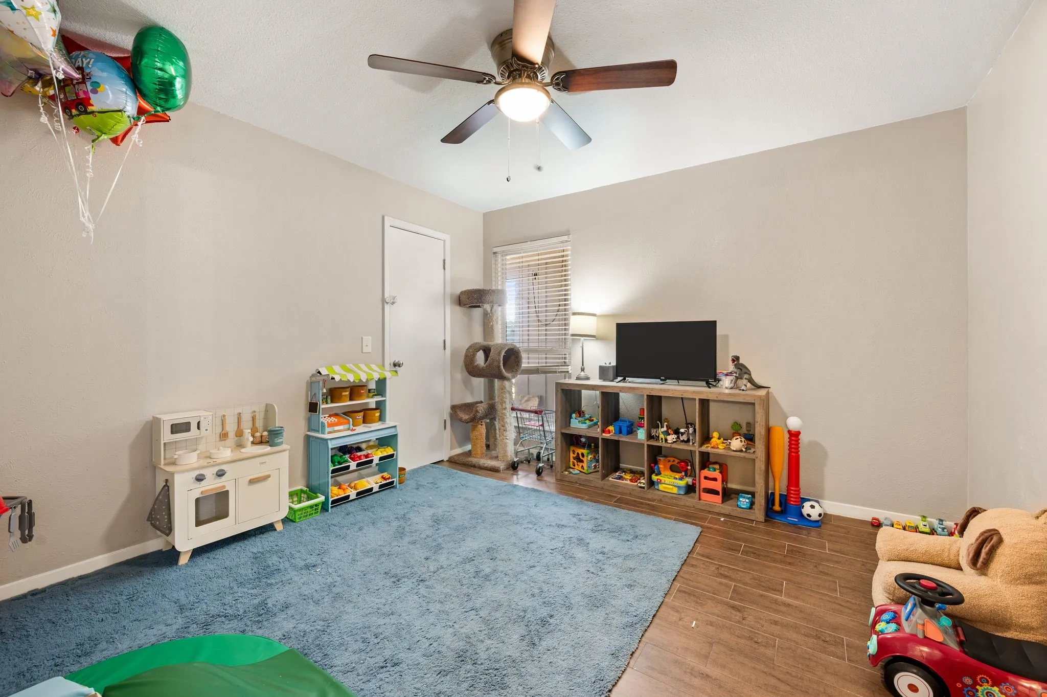 Single Family Residence For Sale in Collin County , 2405 Ridgewood Drive, Plano, Texas 75074, 4 Bedroom, 2 Bathroom, 2 Garage spaces, 2,179 Sqft, built in 1974, mls#21388862, Real Estate Agent in Plano, Homes For Sale in Collin county, Homes For Sale in Plano, Realtor in Plano Texas, Real Estate Brokerage Independent Realty Texas, Luminita Cordes Realtor