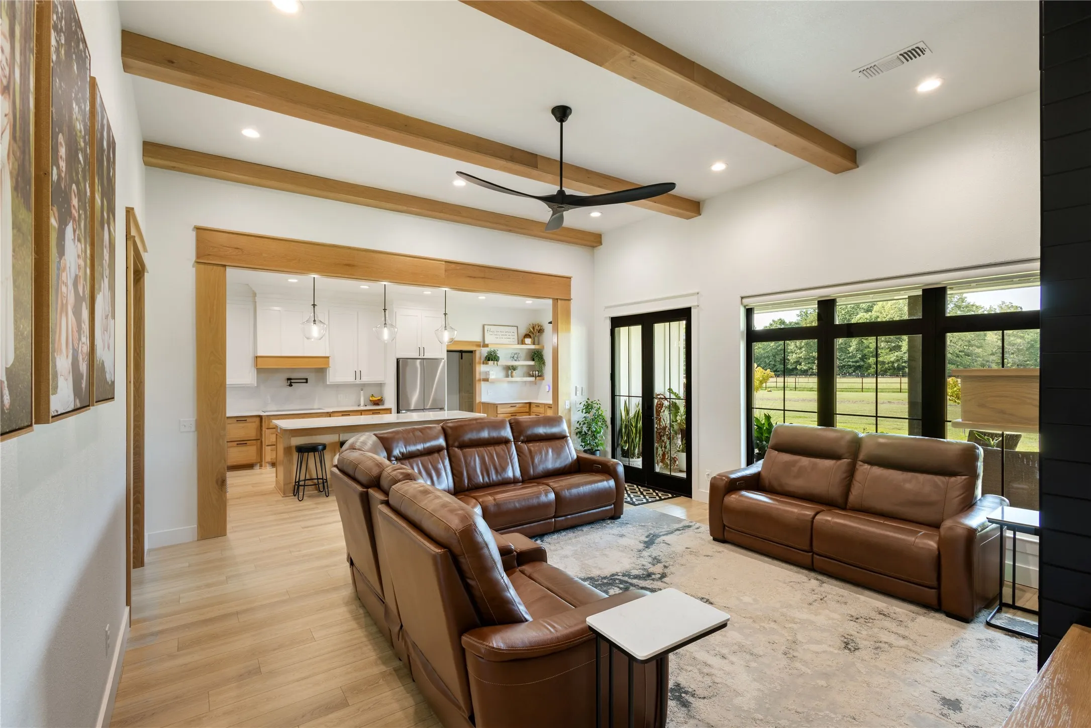Single Family Residence For Sale in Lamar County , 15170 Farm Road 79, Sumner, Texas 75486, 5 Bedroom, 5 Bathroom, 2 Garage spaces, 3,600 Sqft, built in 2022, mls#21386391, Real Estate Agent in Sumner, Homes For Sale in Lamar county, Homes For Sale in Sumner, Realtor in Sumner Texas, Real Estate Brokerage Independent Realty Texas, Luminita Cordes Realtor