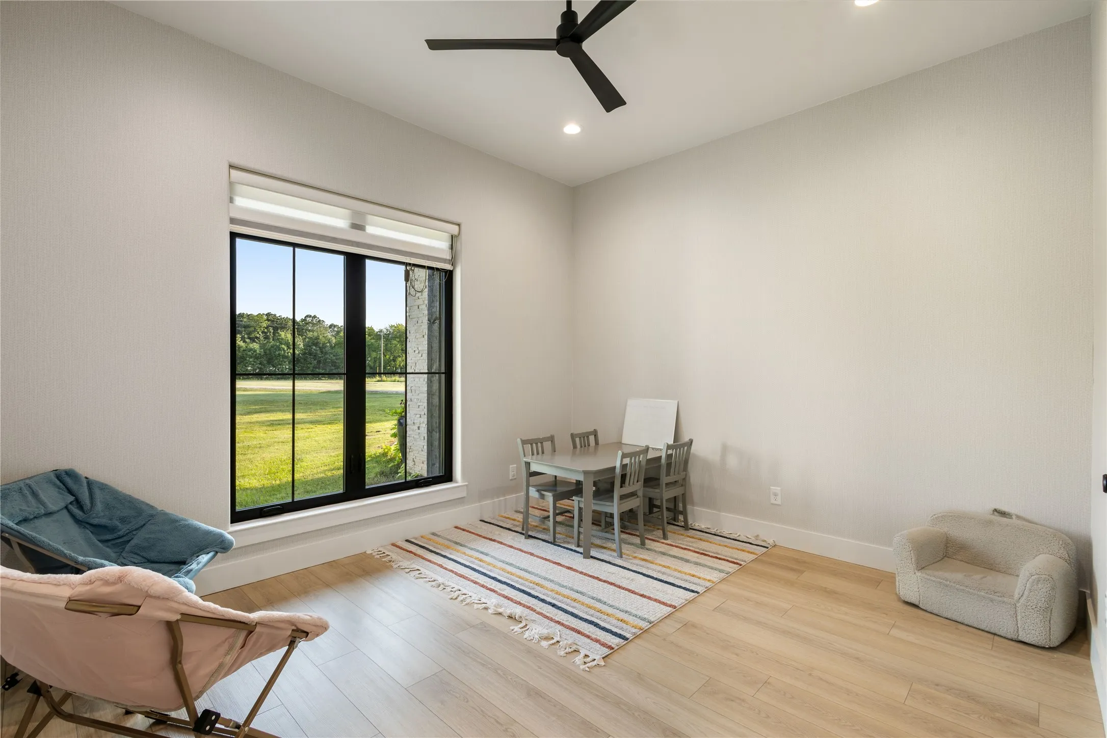 Single Family Residence For Sale in Lamar County , 15170 Farm Road 79, Sumner, Texas 75486, 5 Bedroom, 5 Bathroom, 2 Garage spaces, 3,600 Sqft, built in 2022, mls#21386391, Real Estate Agent in Sumner, Homes For Sale in Lamar county, Homes For Sale in Sumner, Realtor in Sumner Texas, Real Estate Brokerage Independent Realty Texas, Luminita Cordes Realtor