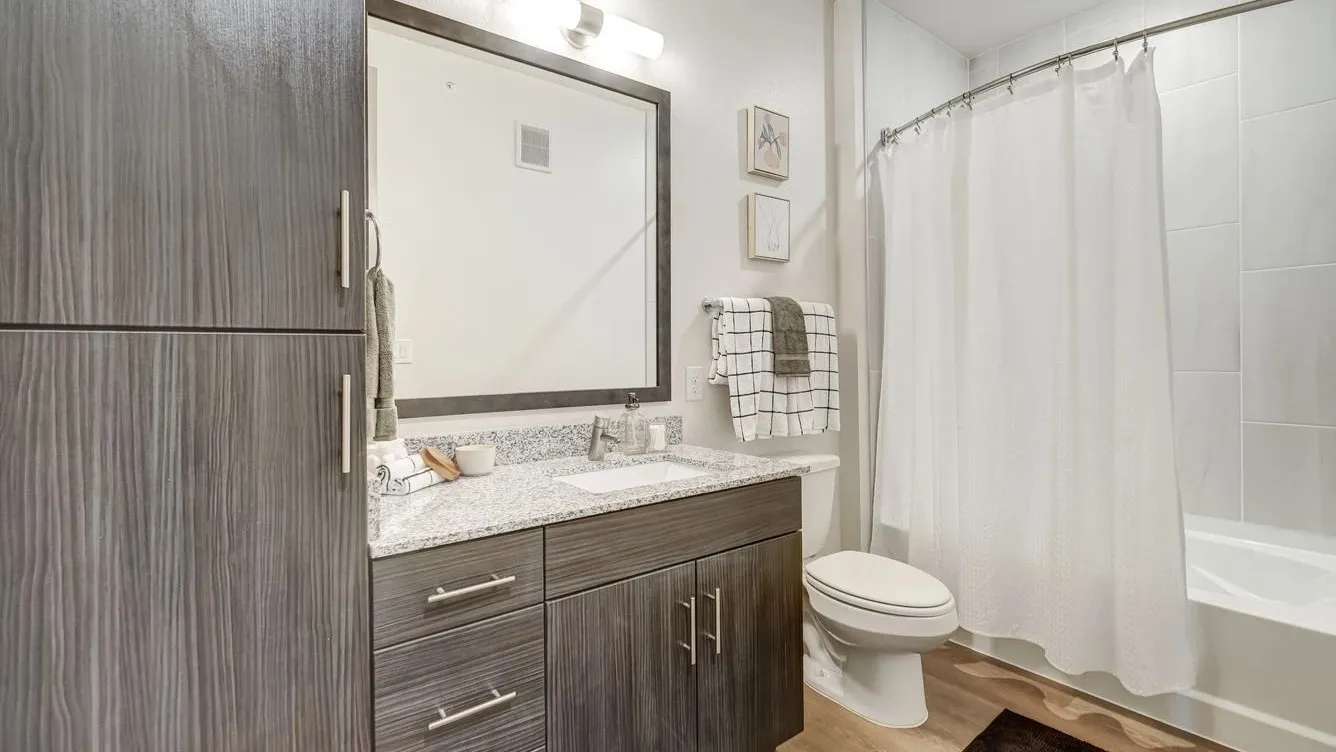 10 weeks free on 14-15 month lease terms