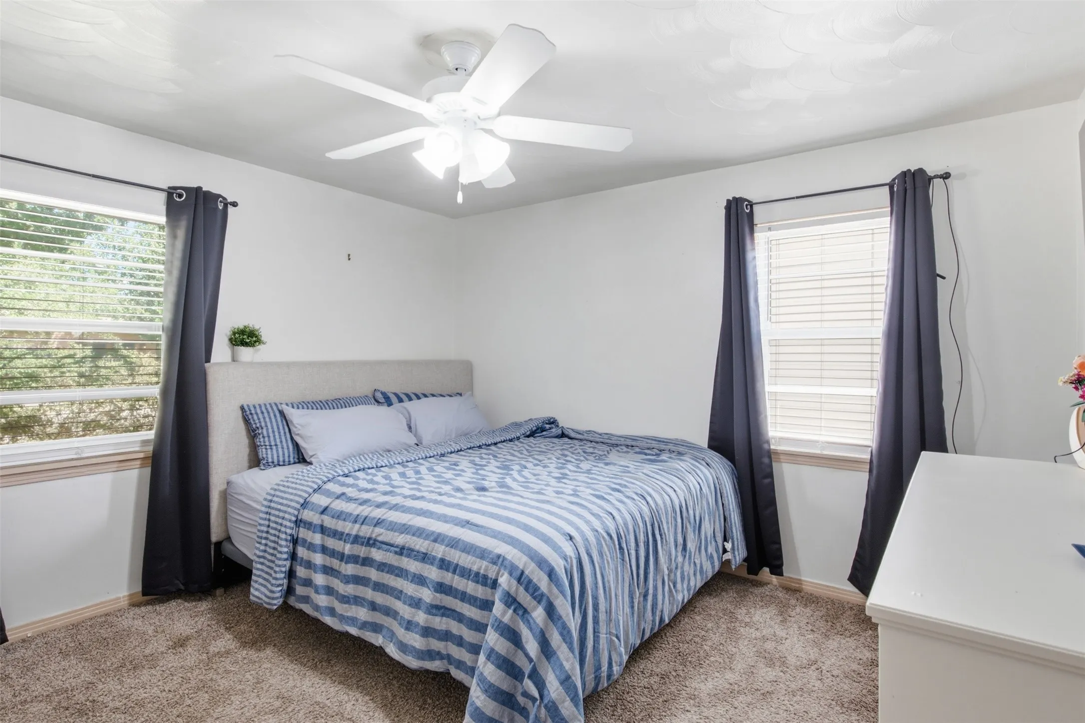 Single Family Residence For Sale in Dallas County , 1141 Rancho Drive, Mesquite, Texas 75149, 3 Bedroom, 1 Bathroom, 1 Garage spaces, 1,182 Sqft, built in 1961, mls#21388886, Real Estate Agent in Mesquite, Homes For Sale in Dallas county, Homes For Sale in Mesquite, Realtor in Mesquite Texas, Real Estate Brokerage Independent Realty Texas, Luminita Cordes Realtor