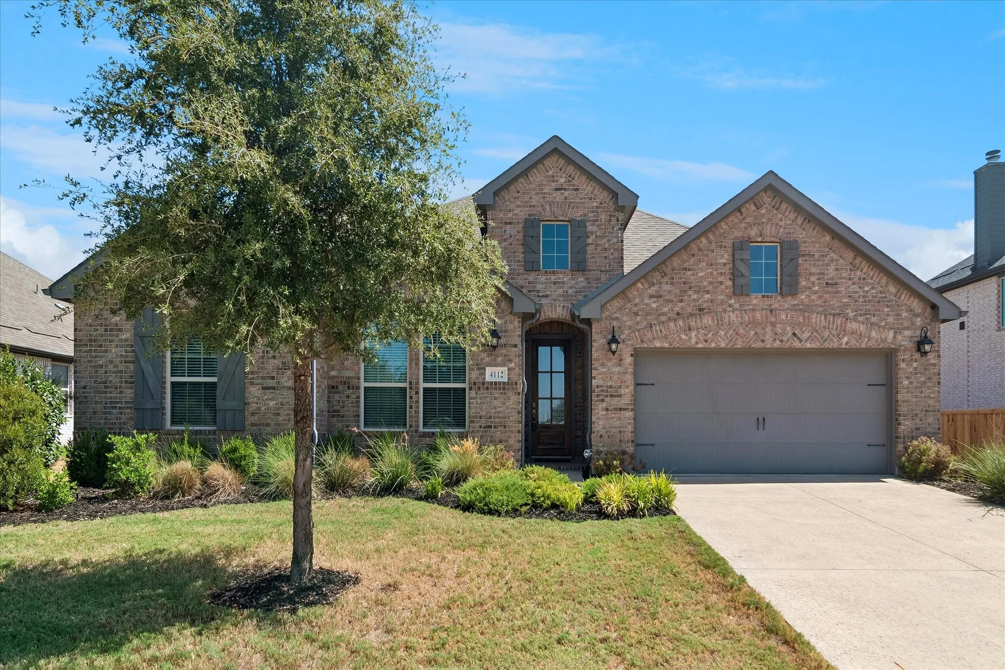 Single Family Residence For Sale in Collin County , 4112 Indian Grass Lane, Celina, Texas 75078, 3 Bedroom, 3 Bathroom, 3 Garage spaces, 2,734 Sqft, built in 2020, mls#21388894, Real Estate Agent in Celina, Homes For Sale in Collin county, Homes For Sale in Celina, Realtor in Celina Texas, Real Estate Brokerage Independent Realty Texas, Luminita Cordes Realtor